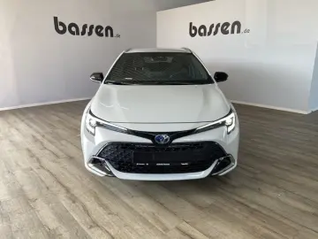 TOYOTA Corolla 2.0 Hybrid Touring Sports Teamplayer