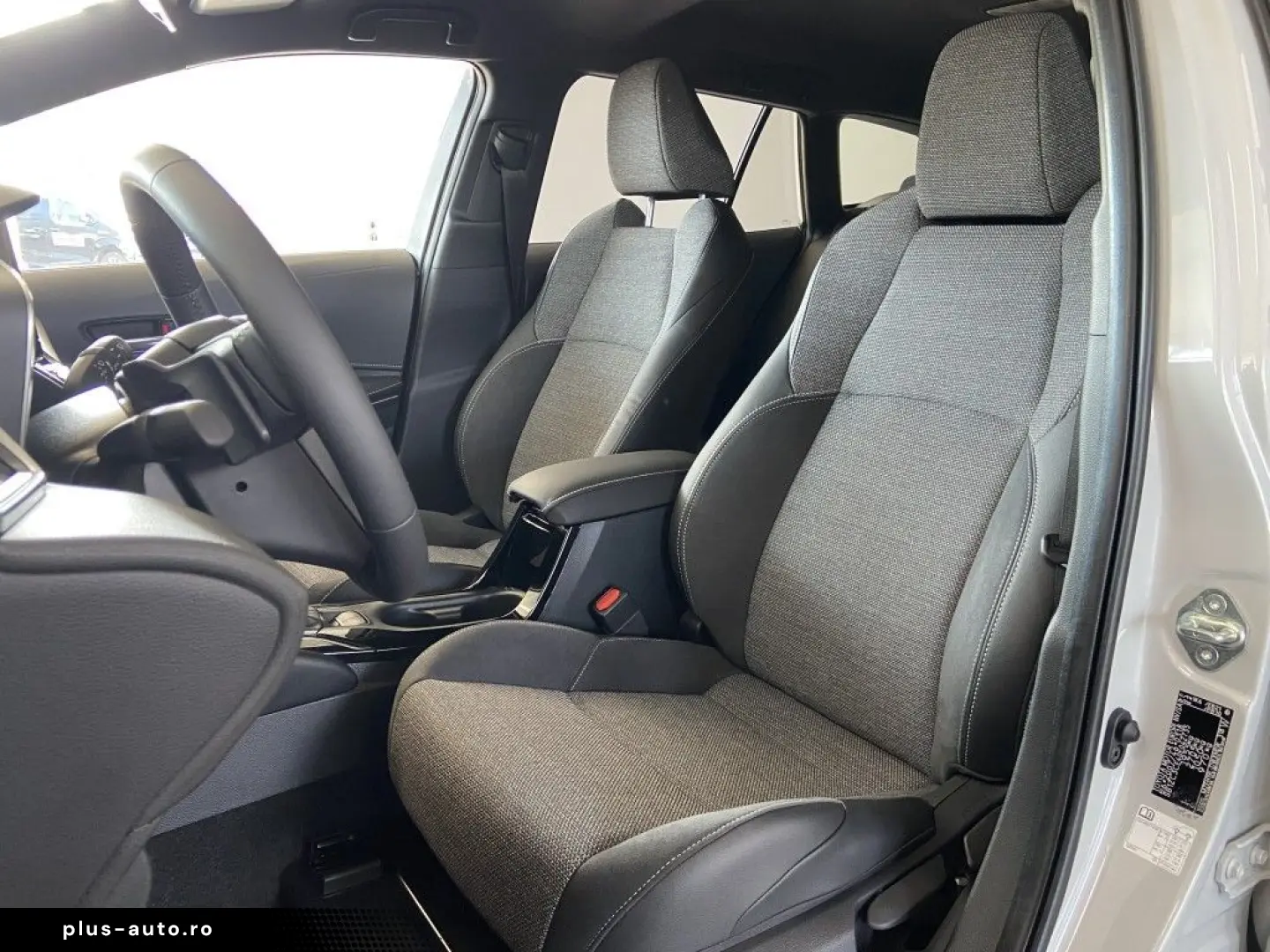 TOYOTA Corolla 2.0 Hybrid Touring Sports Teamplayer
