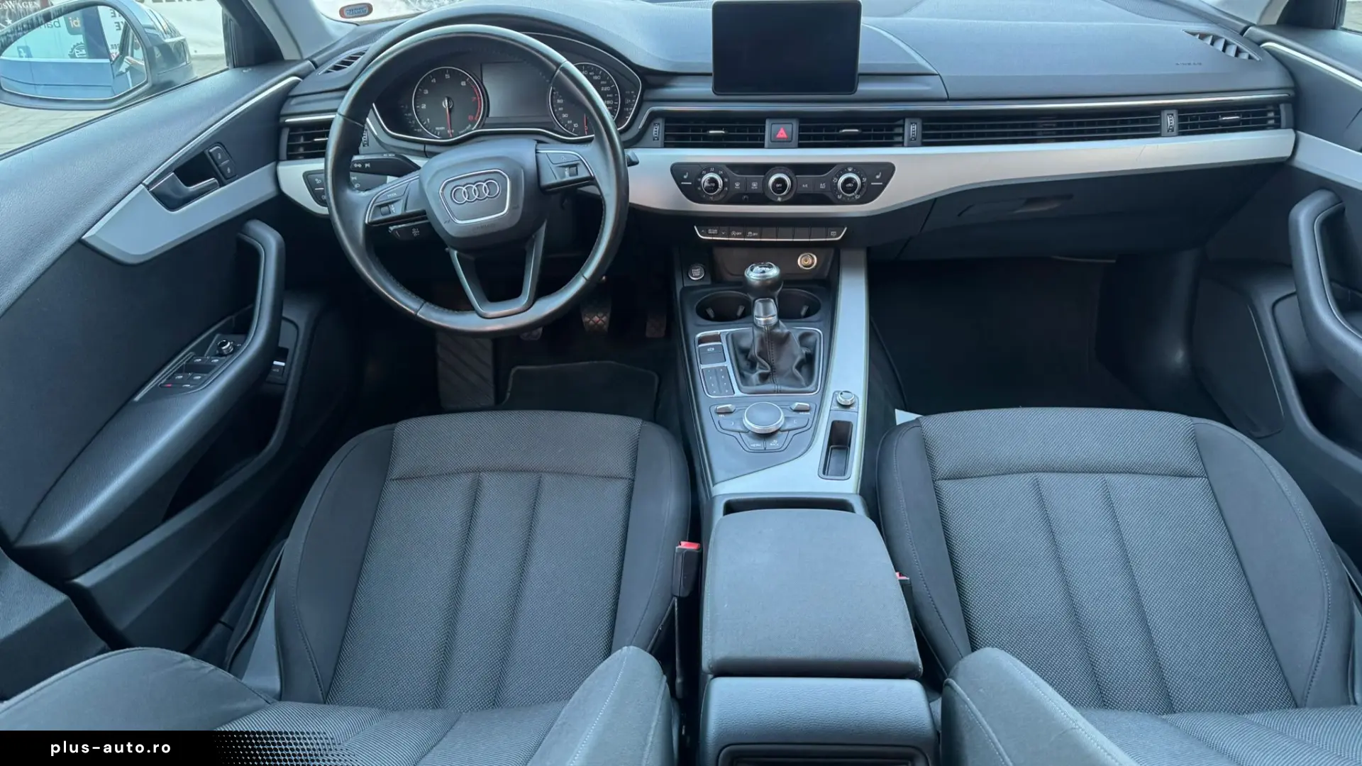 AUDI A4 2016