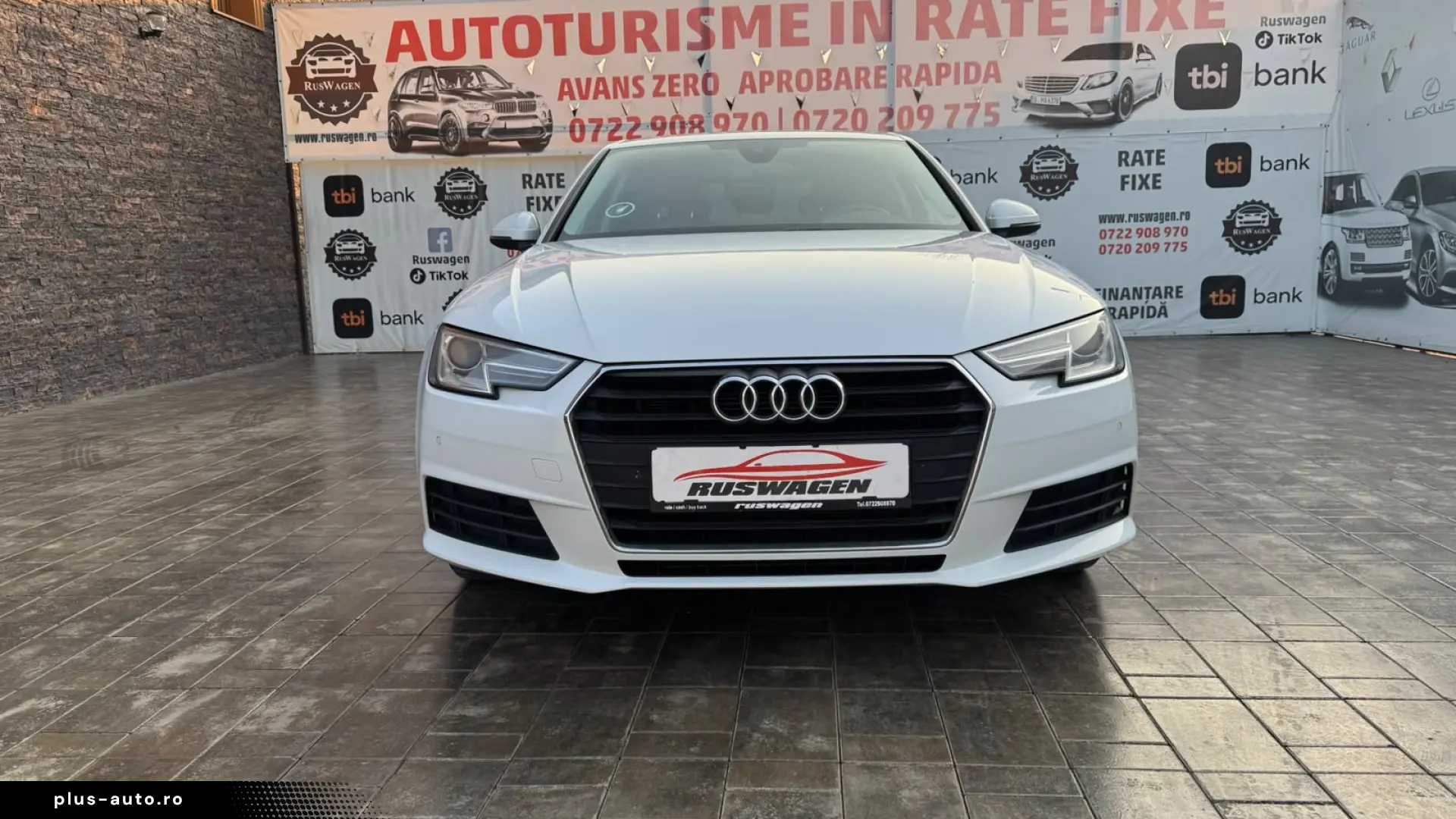 AUDI A4 2017