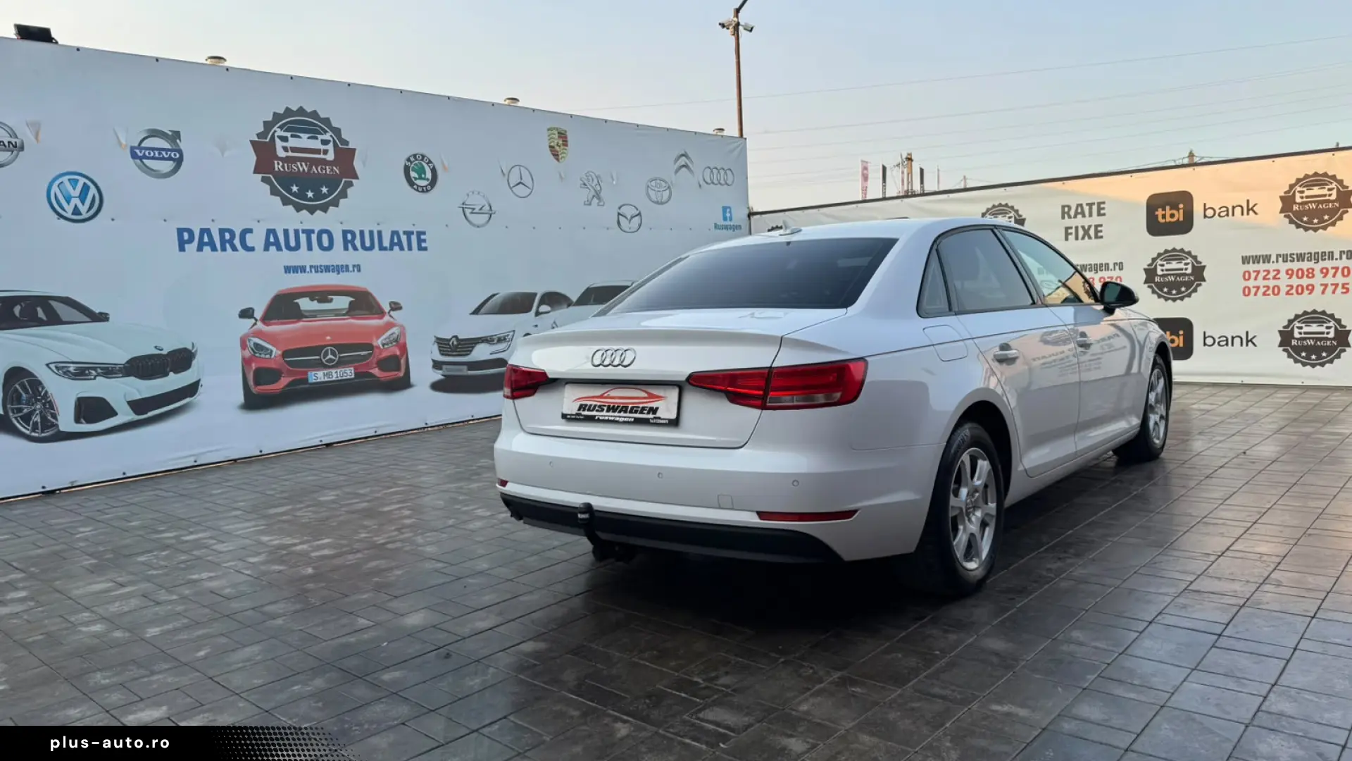 AUDI A4 2017