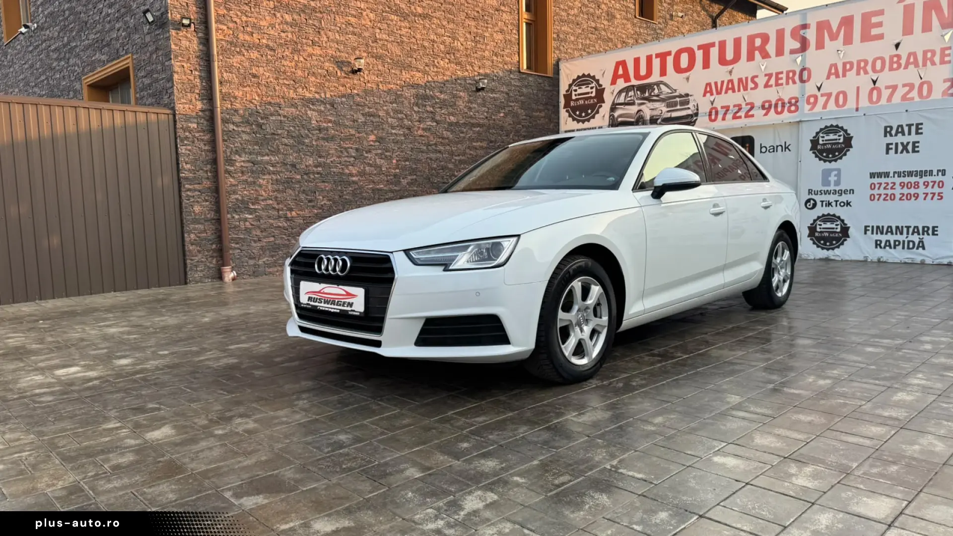 AUDI A4 2017