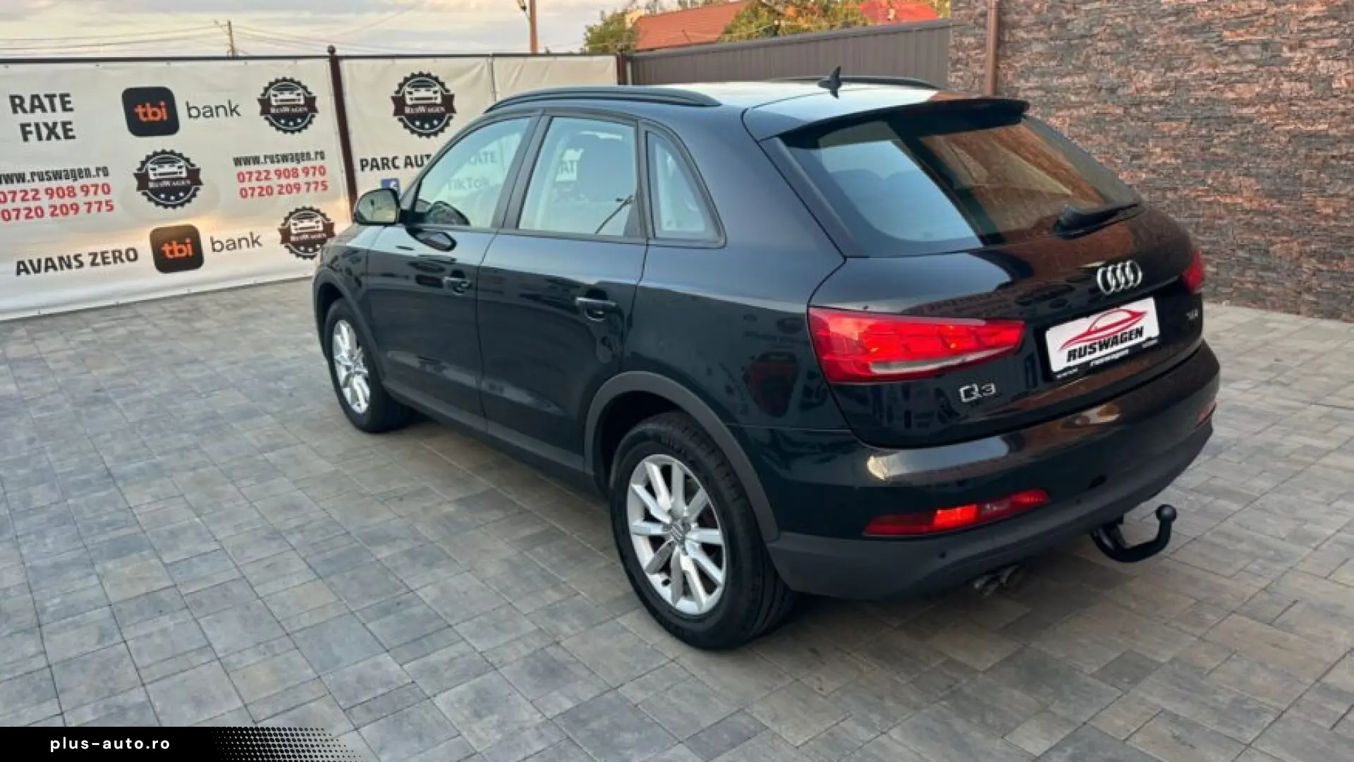AUDI Q3 2012