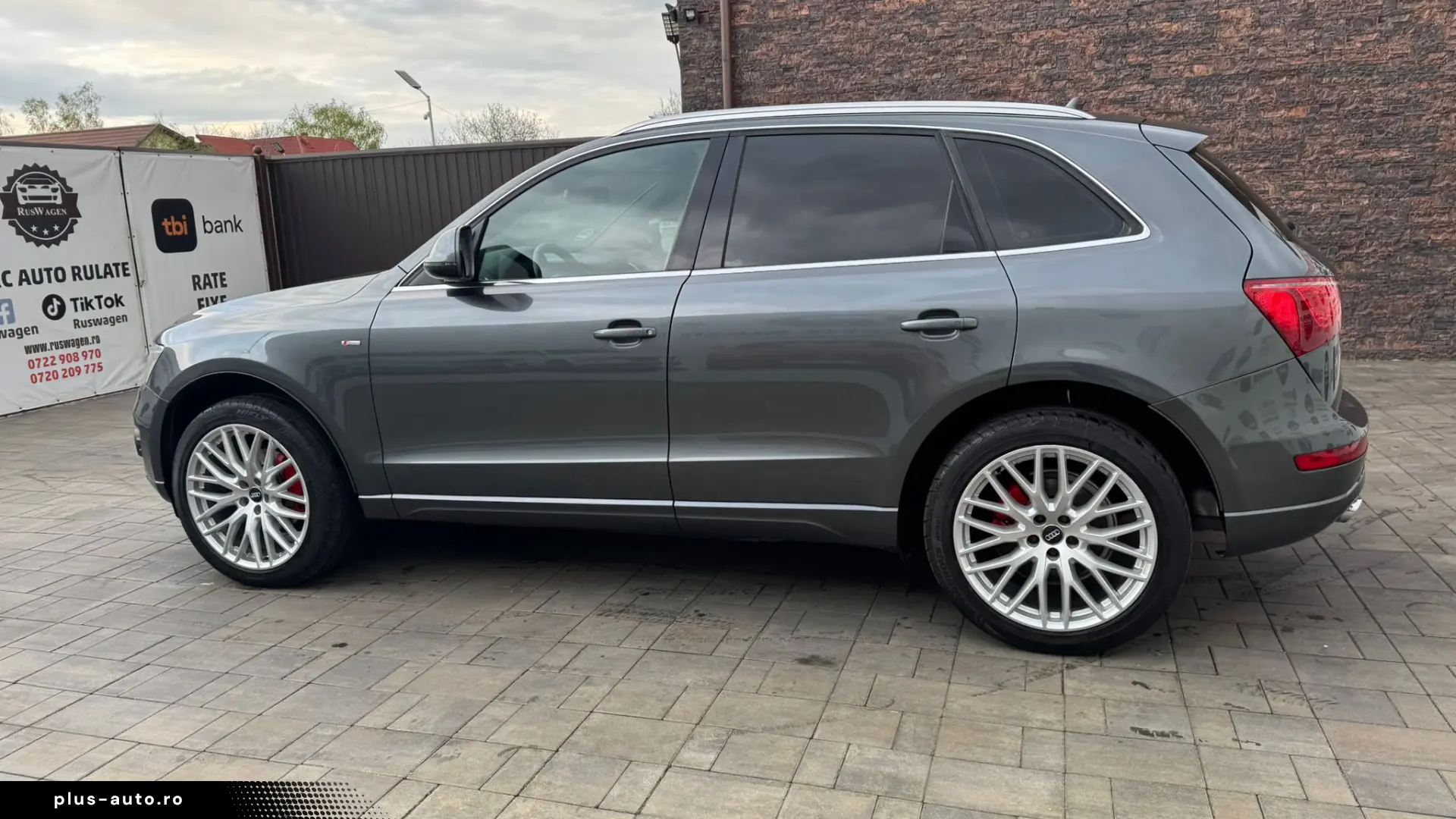 Audi Q5 2009 10