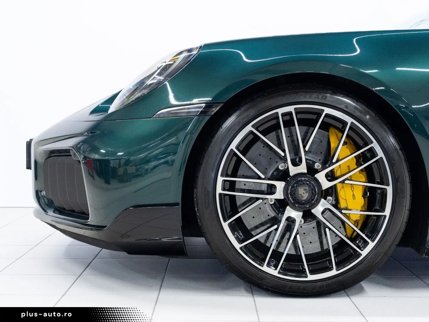 PORSCHE 992 Turbo S