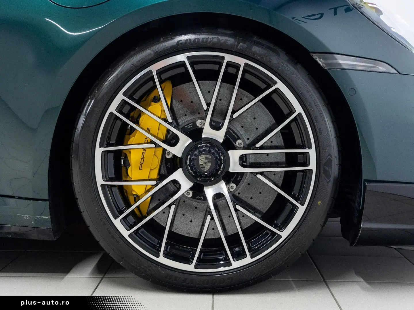 PORSCHE 992 Turbo S