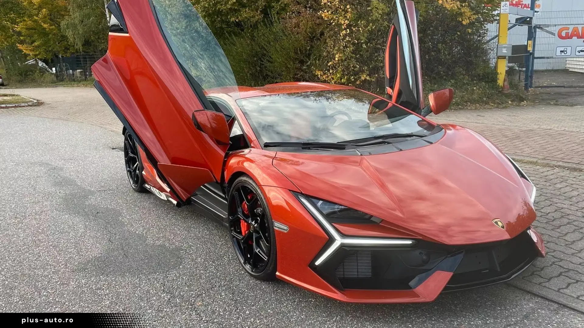 LAMBORGHINI REVUELTO AD PERSONAM  V12 HYBRID 1.016  CARBON