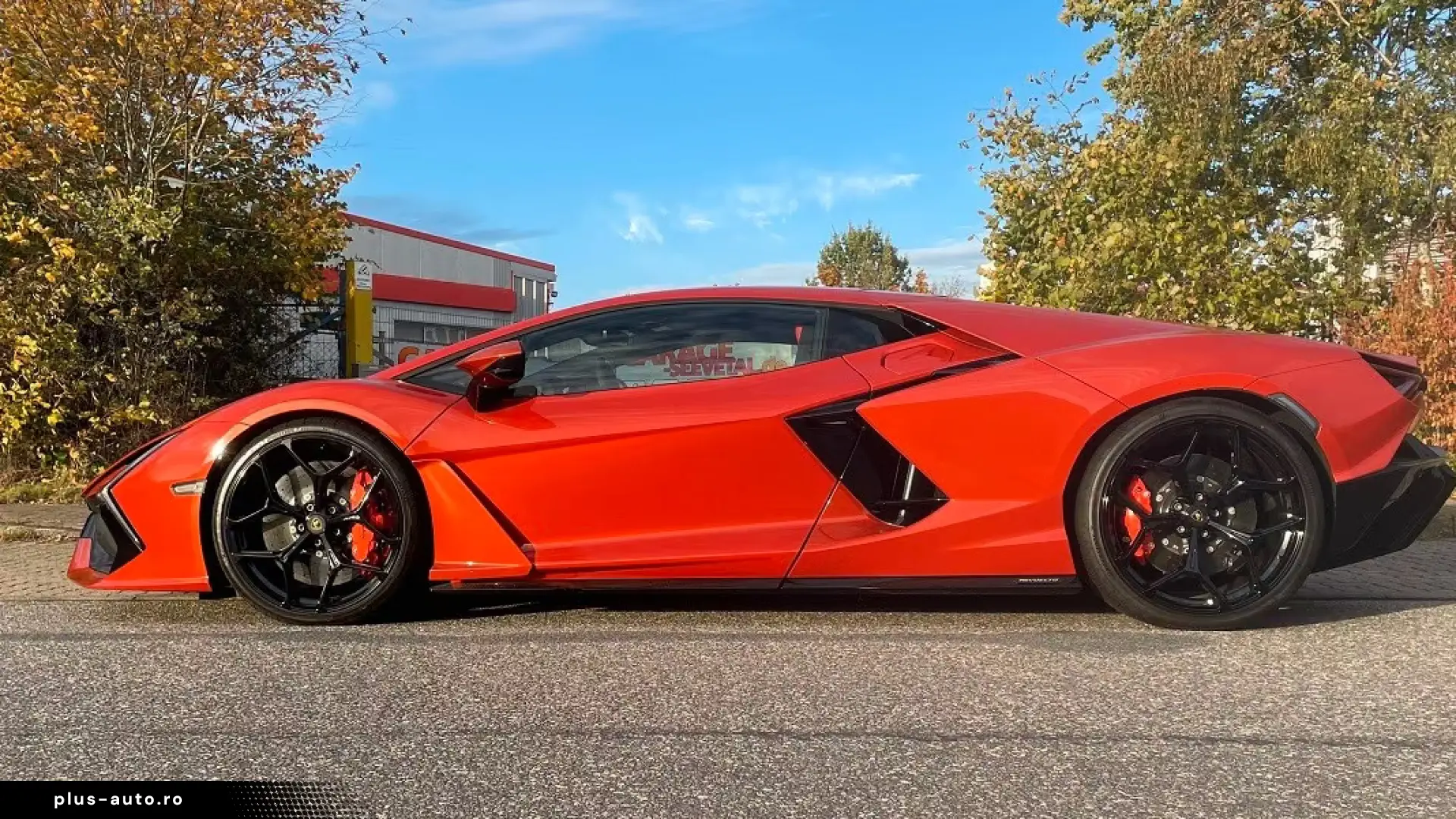 LAMBORGHINI REVUELTO AD PERSONAM  V12 HYBRID 1.016  CARBON