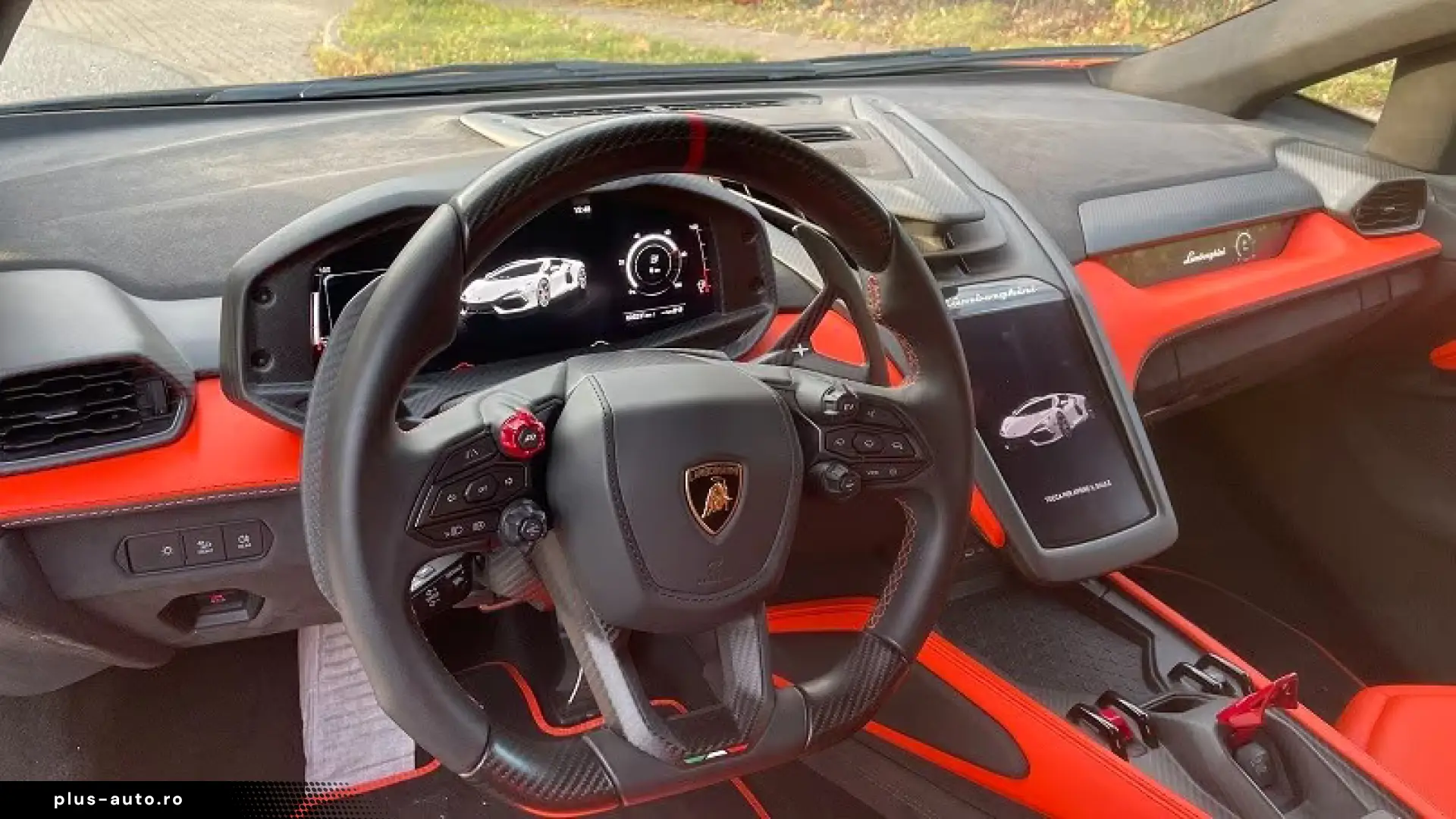 LAMBORGHINI REVUELTO AD PERSONAM  V12 HYBRID 1.016  CARBON