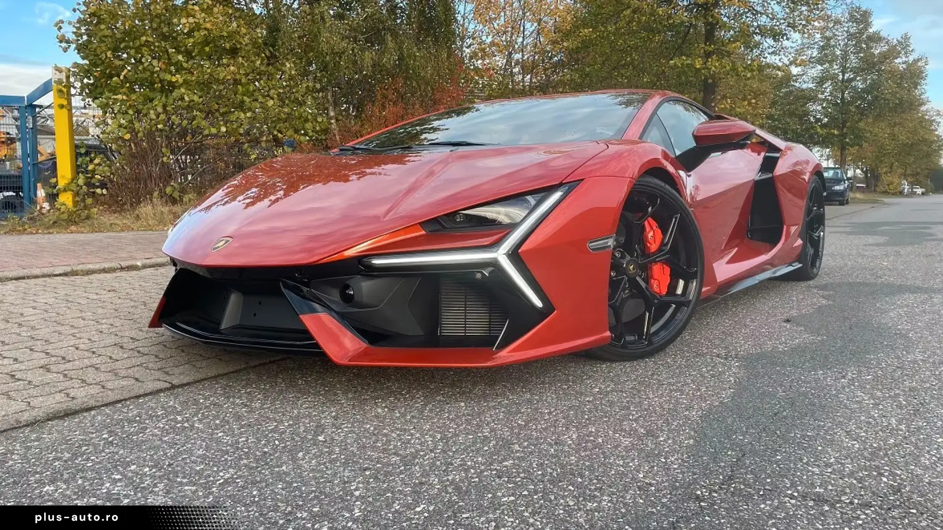 LAMBORGHINI REVUELTO AD PERSONAM  V12 HYBRID 1.016  CARBON
