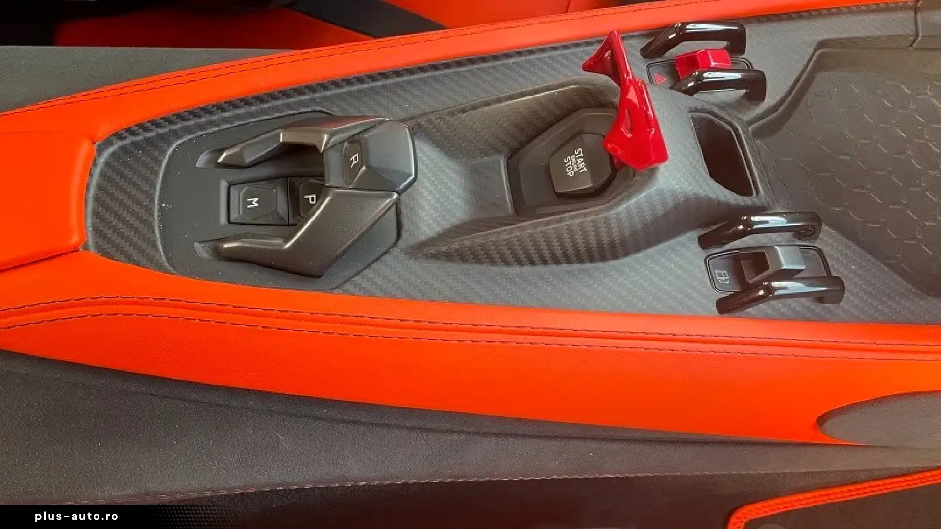 LAMBORGHINI REVUELTO AD PERSONAM  V12 HYBRID 1.016  CARBON