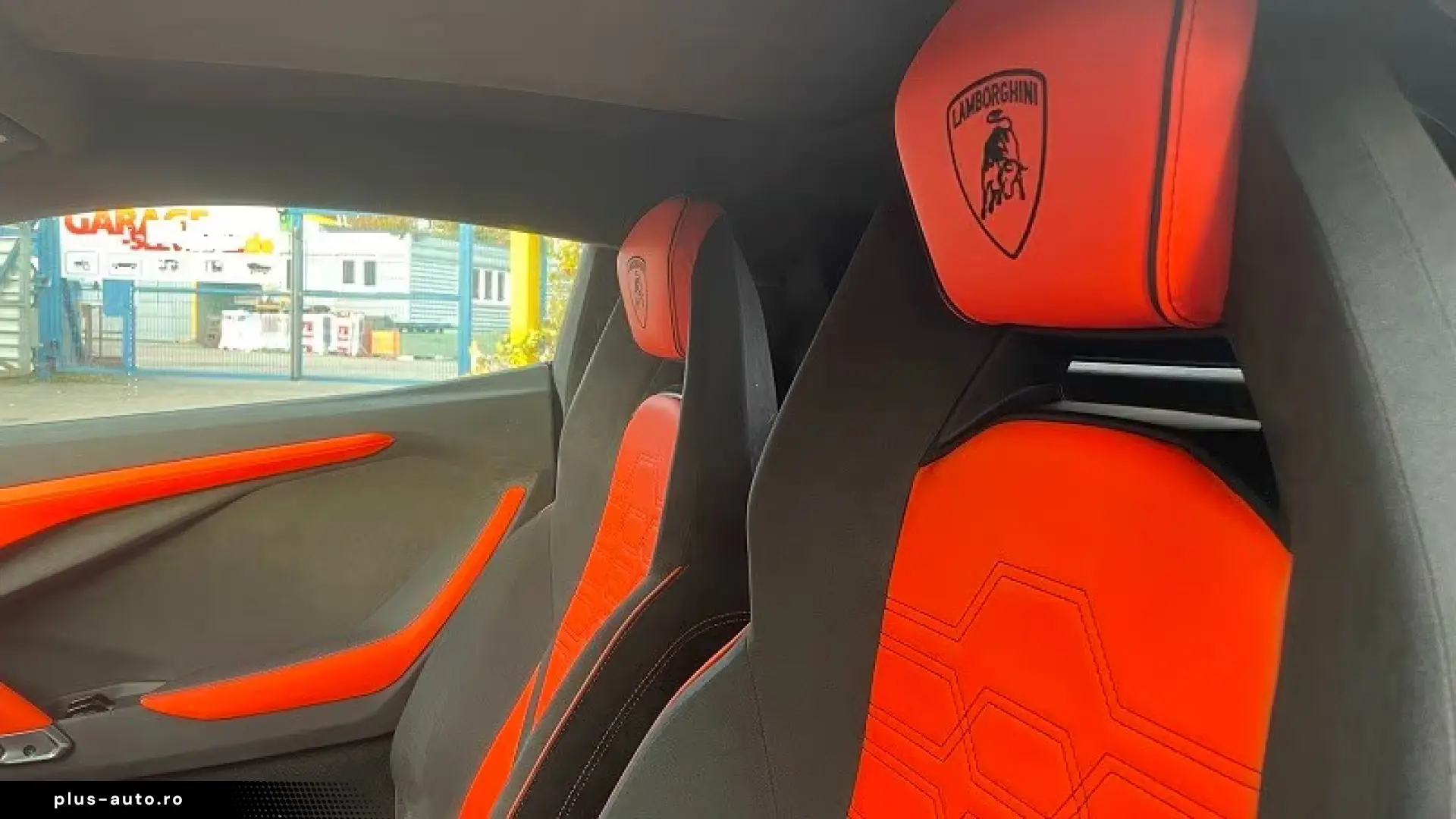 LAMBORGHINI REVUELTO AD PERSONAM  V12 HYBRID 1.016  CARBON