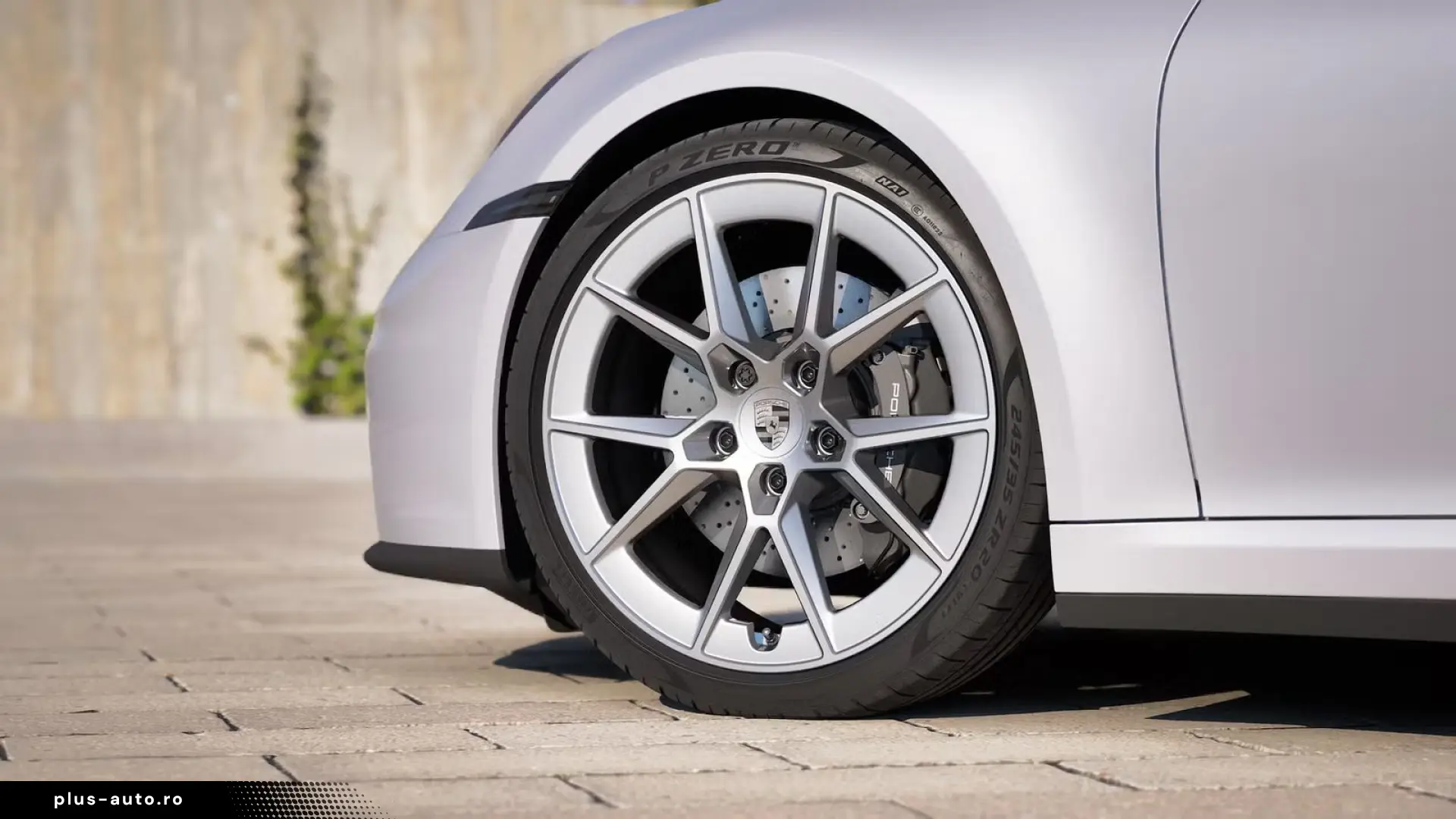 PORSCHE 992 (911) Carrera  Sportabgas  BOSE  InnoDrive