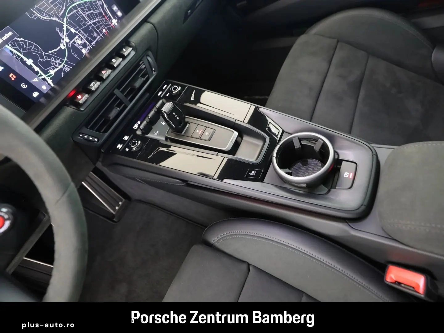 PORSCHE 992 -2 (911) Carrera 4 GTS