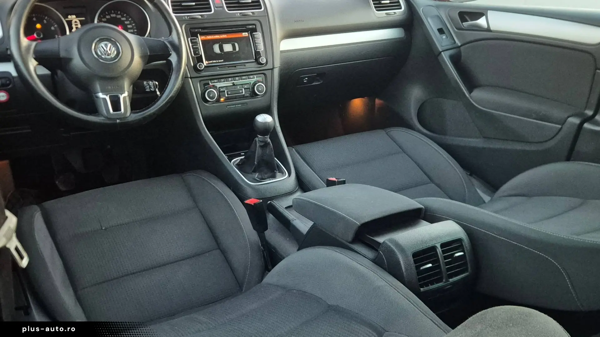 VW GOLF