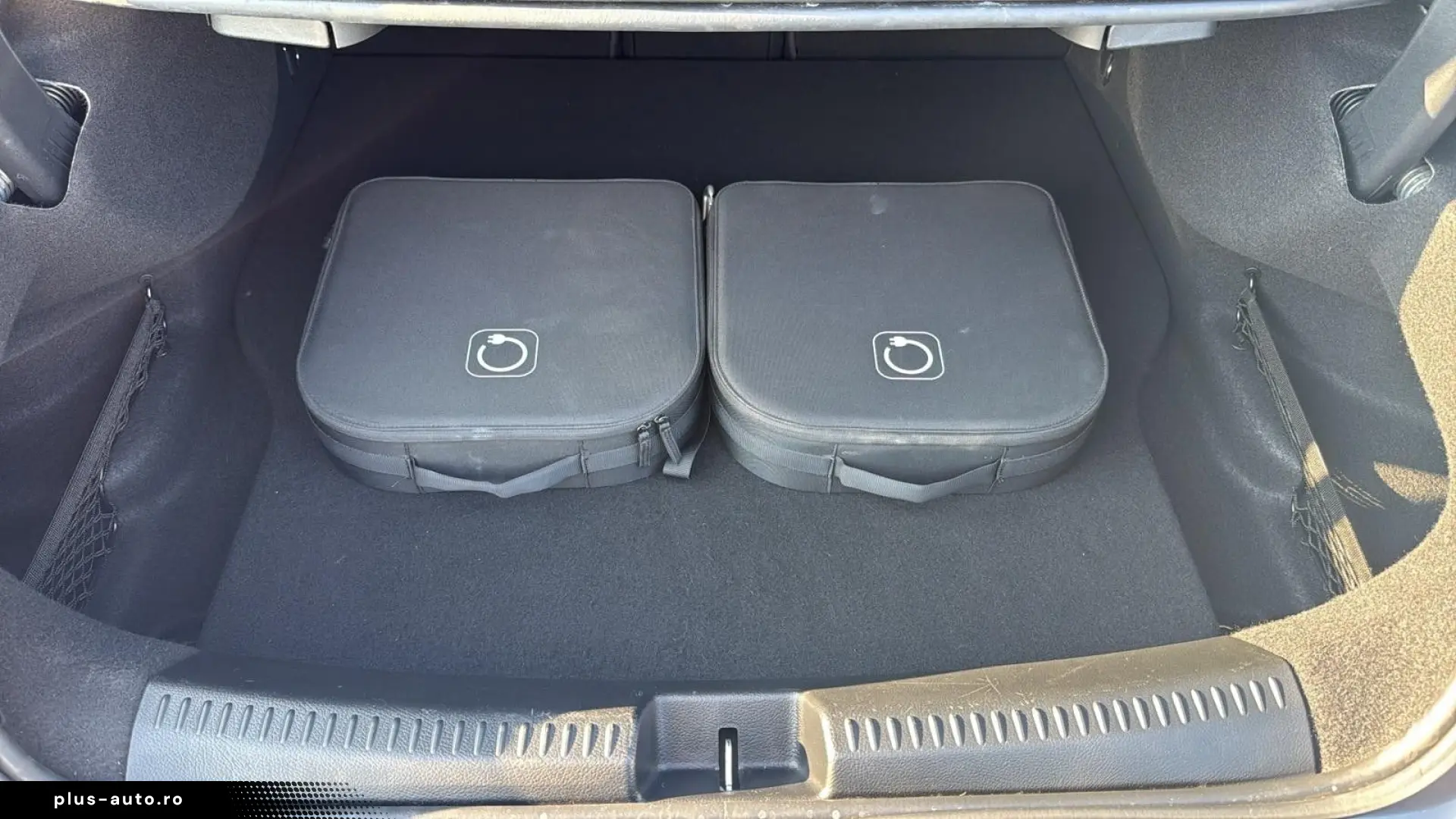 MERCEDES-BENZ e AMG-LINE  LED  MBUX  KAMERA  NAVI CarPlay