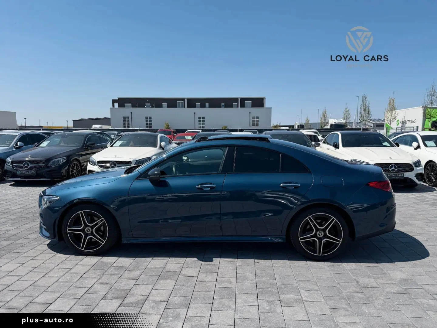 MERCEDES-BENZ CLA 220 d Coupe 8G AMG PANO Mbeam KAMERA StHz