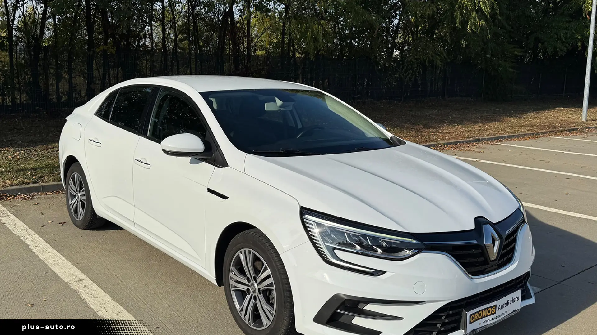 RENAULT Megane 2022 — imagine 4