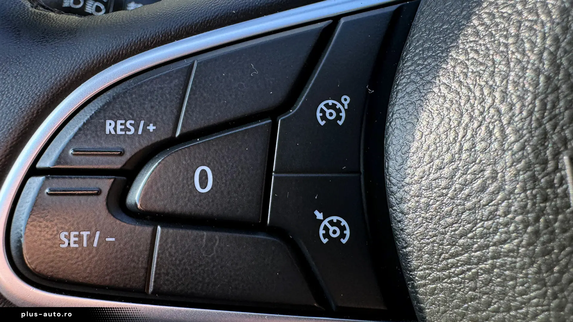 RENAULT Megane 2022 — imagine 20