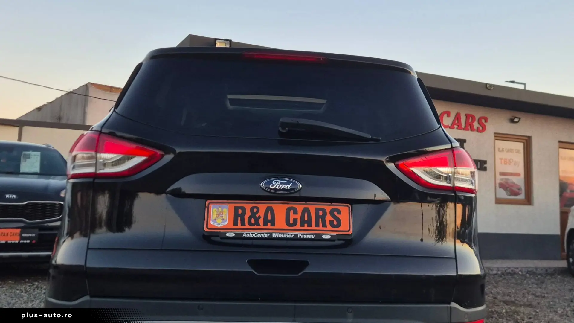 FORD KUGA