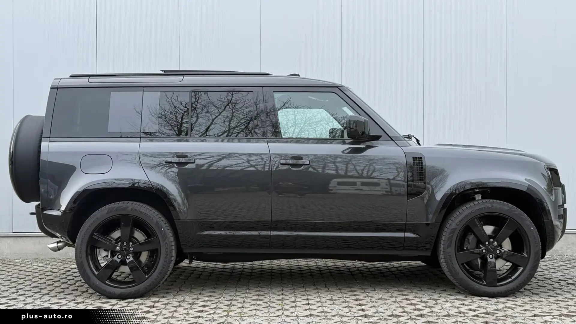 Land Rover Defender 110 P425 HSE X-Dynamic 22