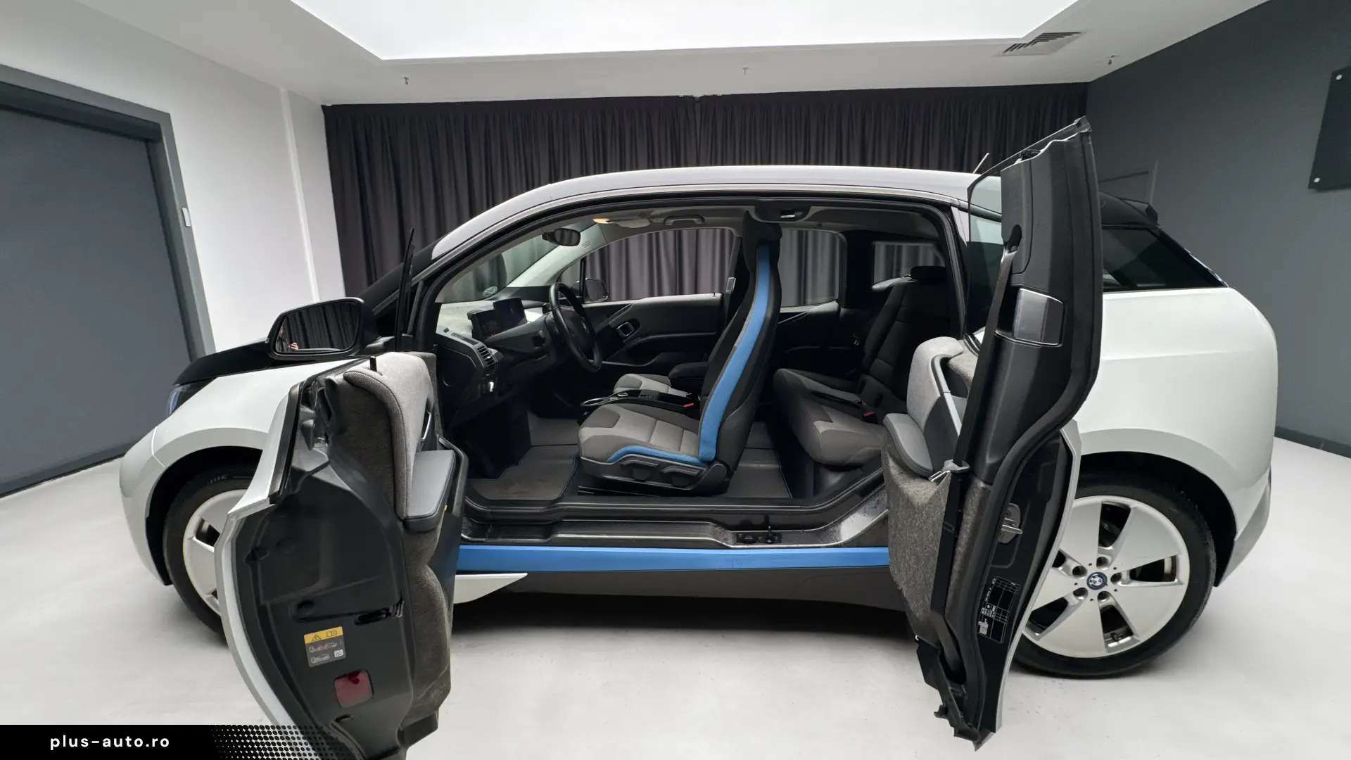 BMW i3 120 Ah LCI – 2022   170 CP   100% ELECTRI
