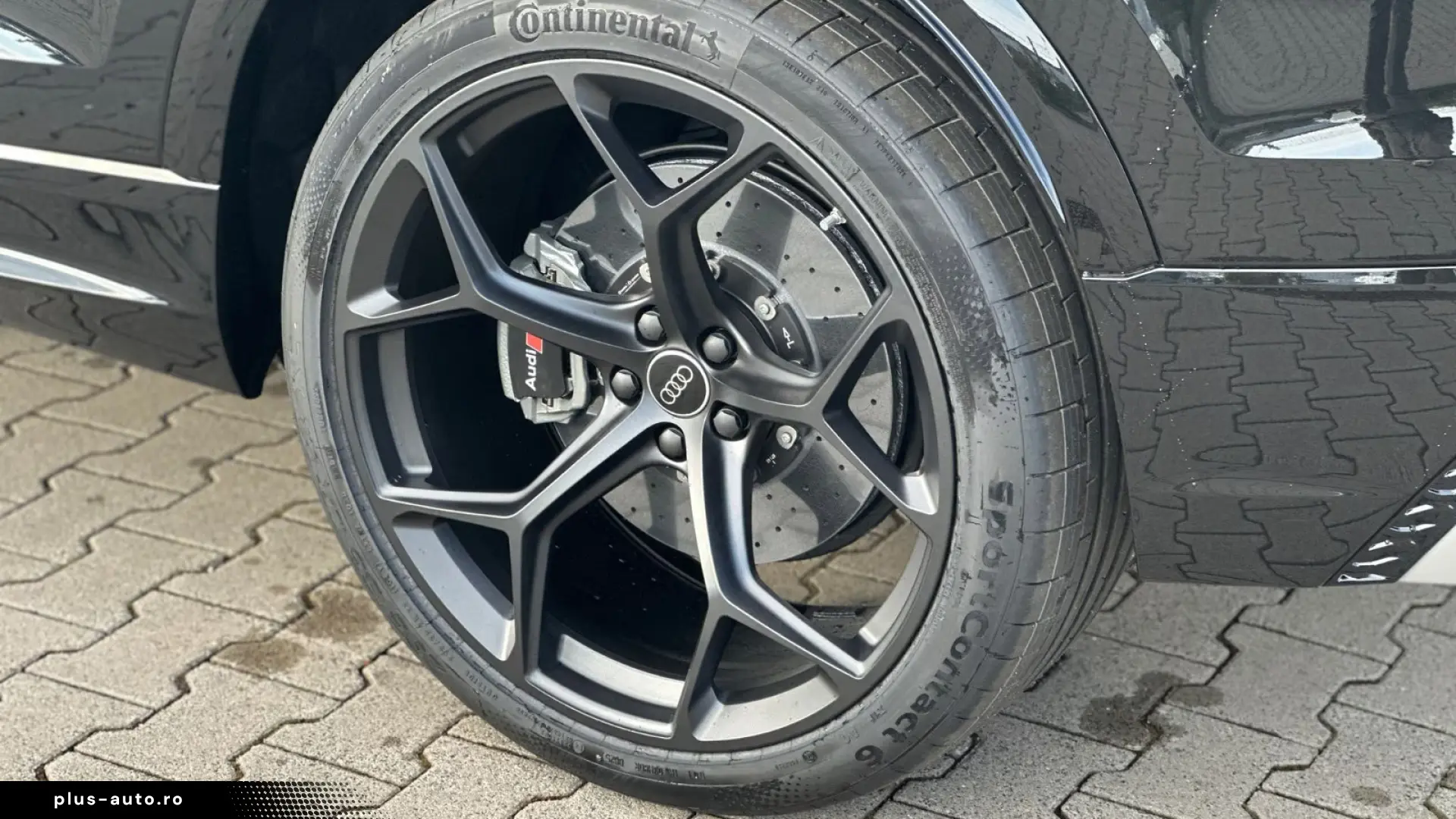 Audi RSQ8 RS Q8 performance Head Up