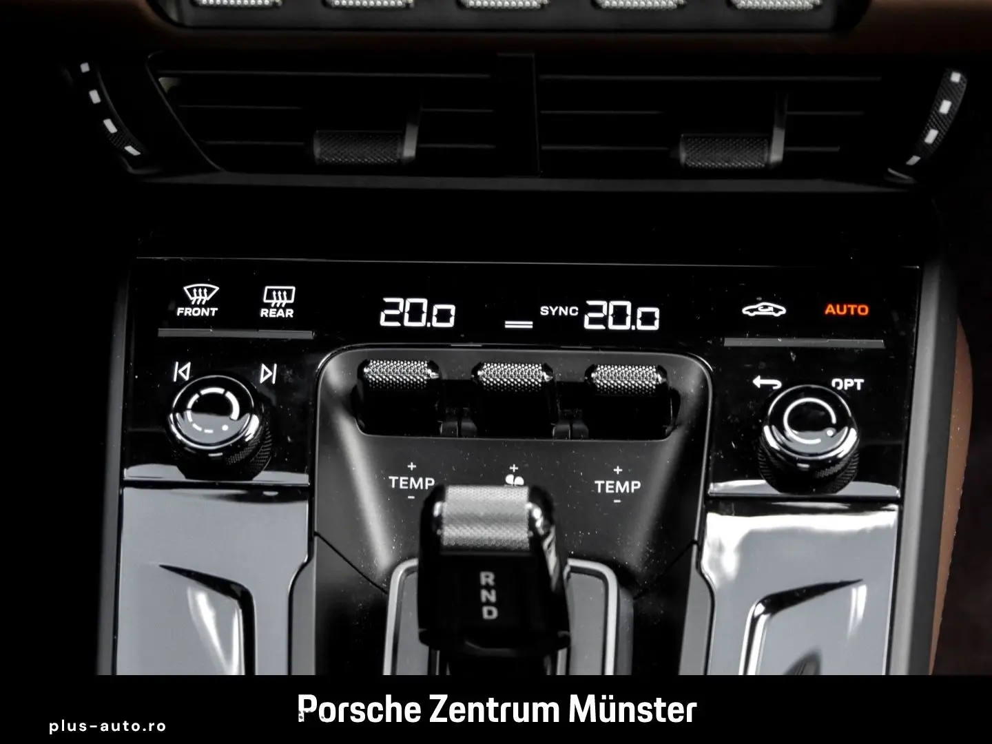 PORSCHE 992 911 Carrera Clubleder