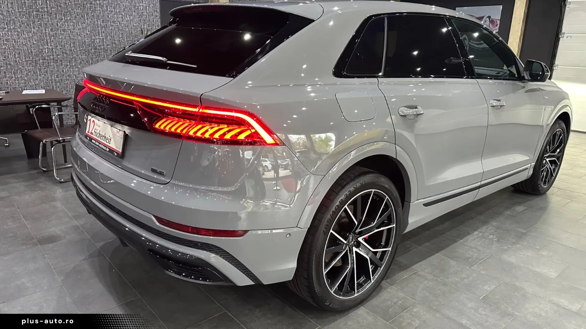 AUDI Q8 50 TDI QUATTRO   COMPETITION PLUS • CARBON
