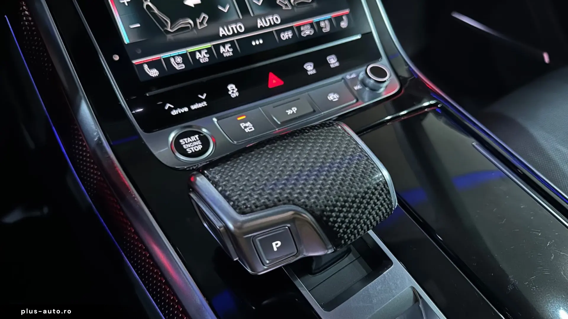 AUDI Q8 50 TDI QUATTRO   COMPETITION PLUS • CARBON