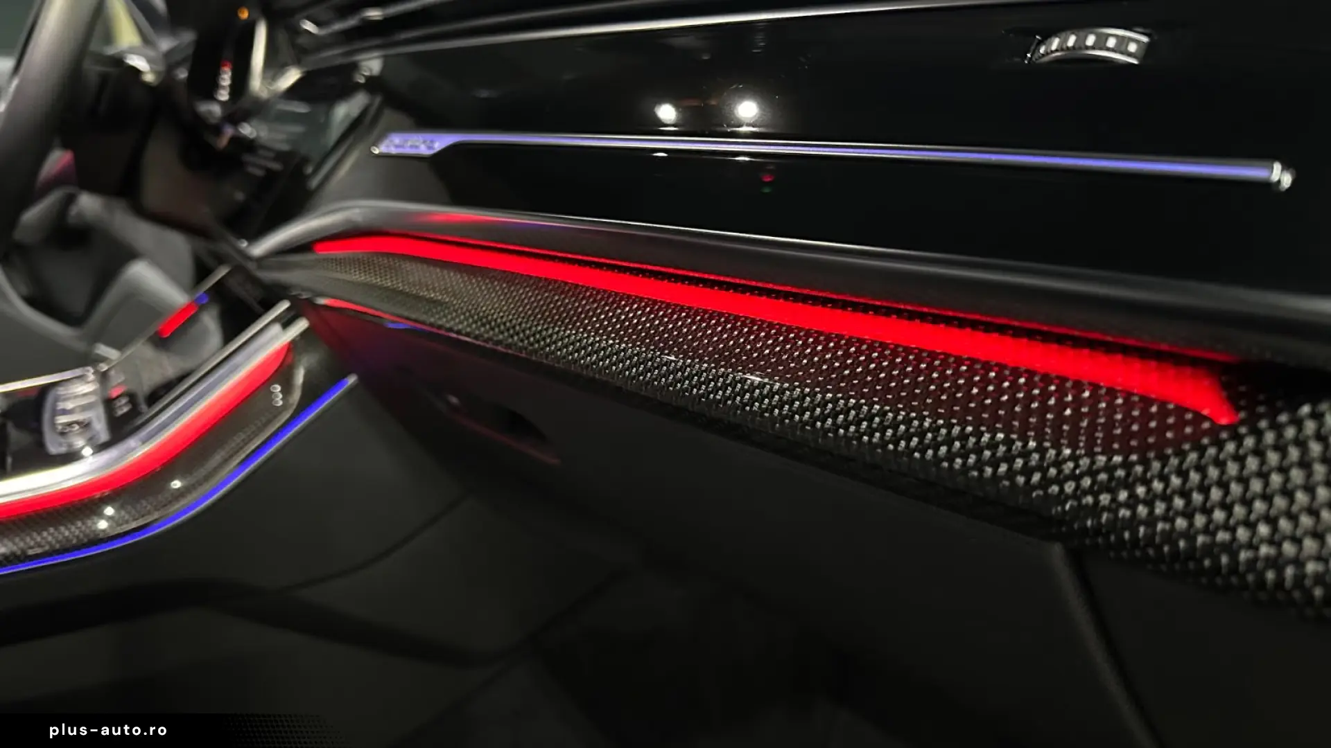 AUDI Q8 50 TDI QUATTRO   COMPETITION PLUS • CARBON