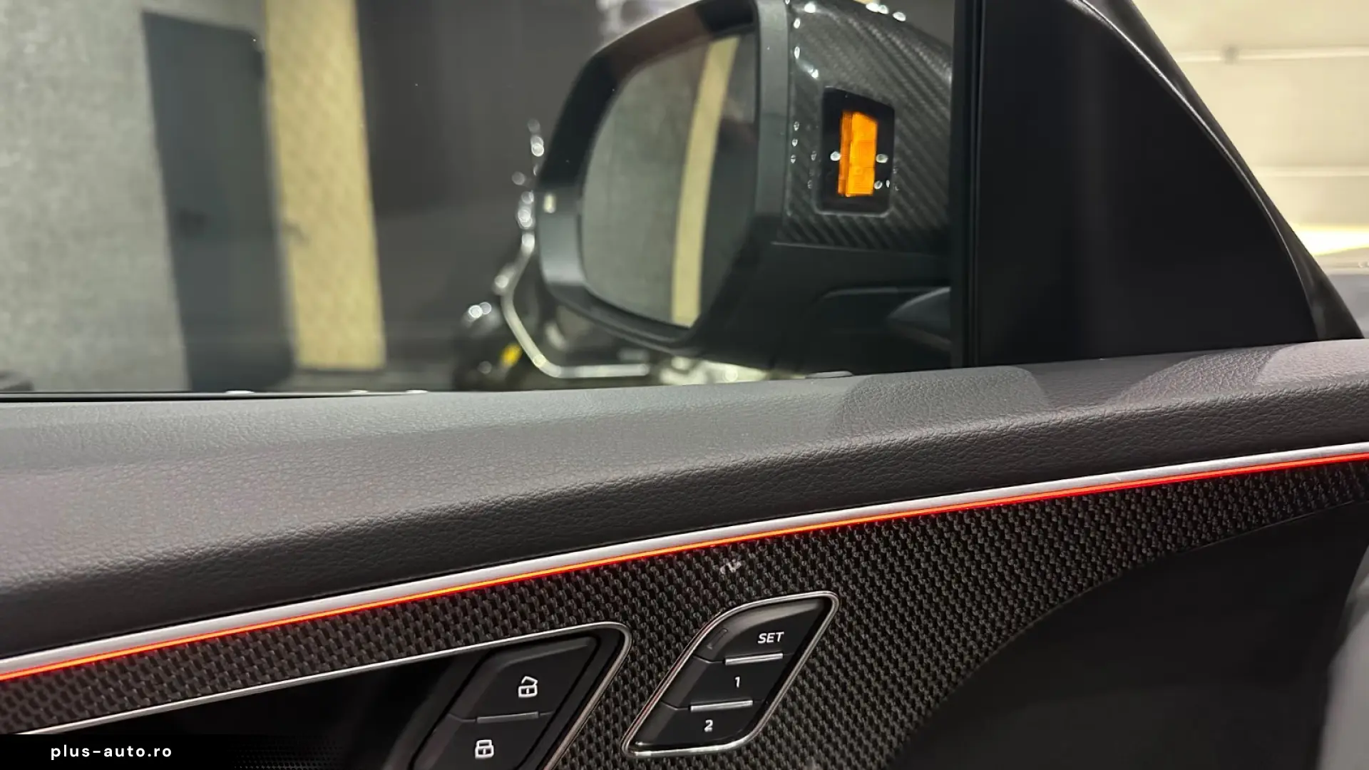 AUDI Q8 50 TDI QUATTRO   COMPETITION PLUS • CARBON
