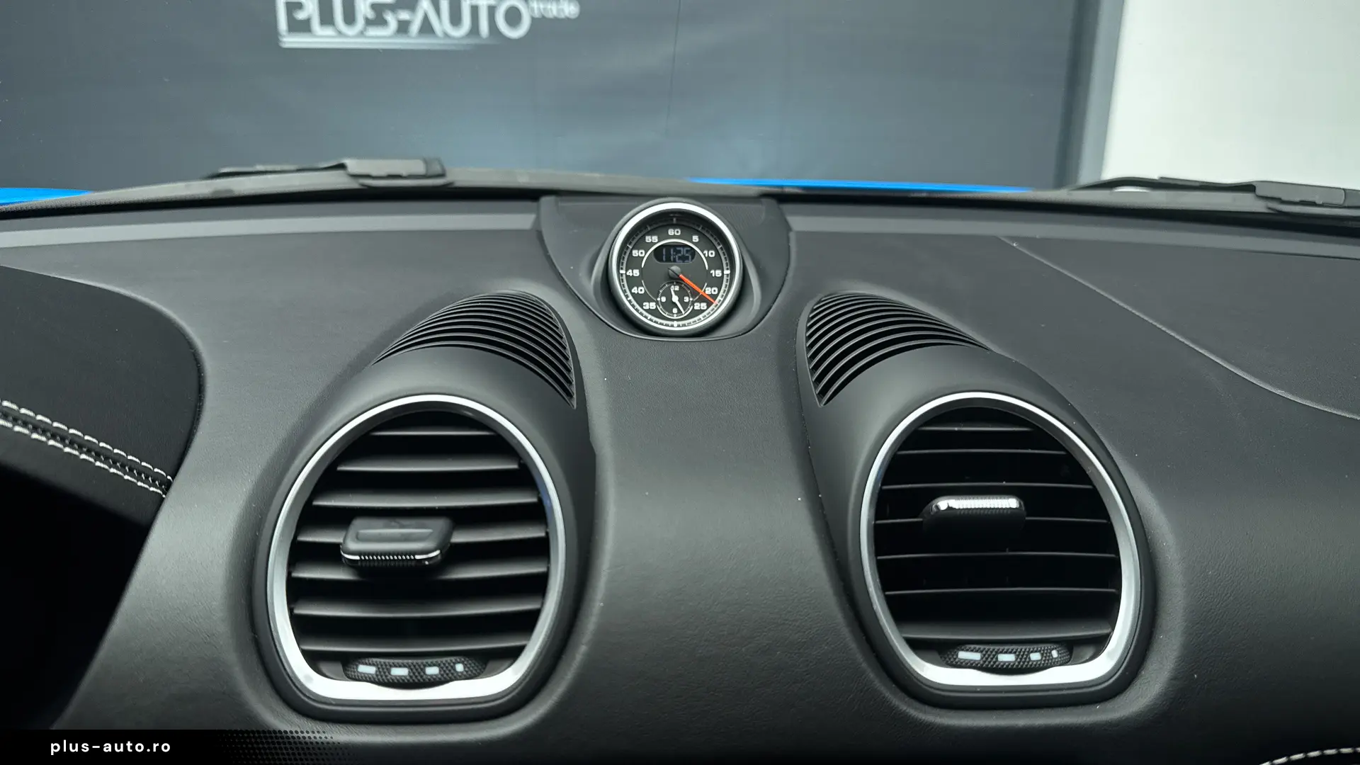 Porsche Cayman 718 Cayman Style Edition