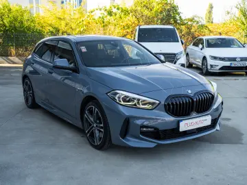 BMW 120d xDrive  M Pachet  LED  HiFi