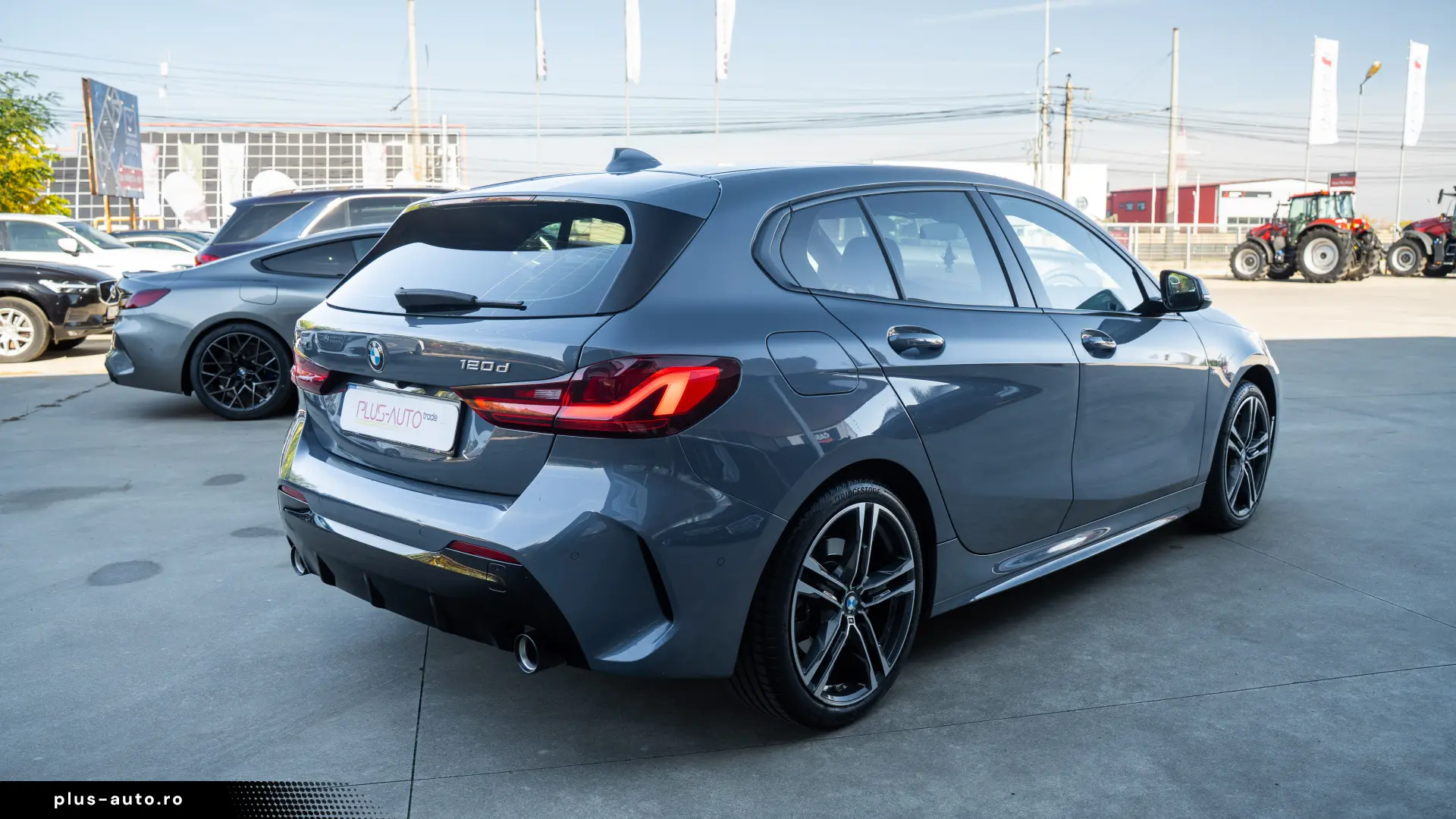 BMW 120d xDrive  M Pachet  LED  HiFi