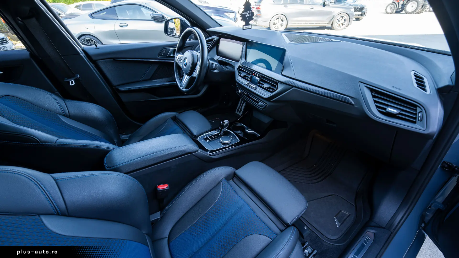 BMW 120d xDrive  M Pachet  LED  HiFi