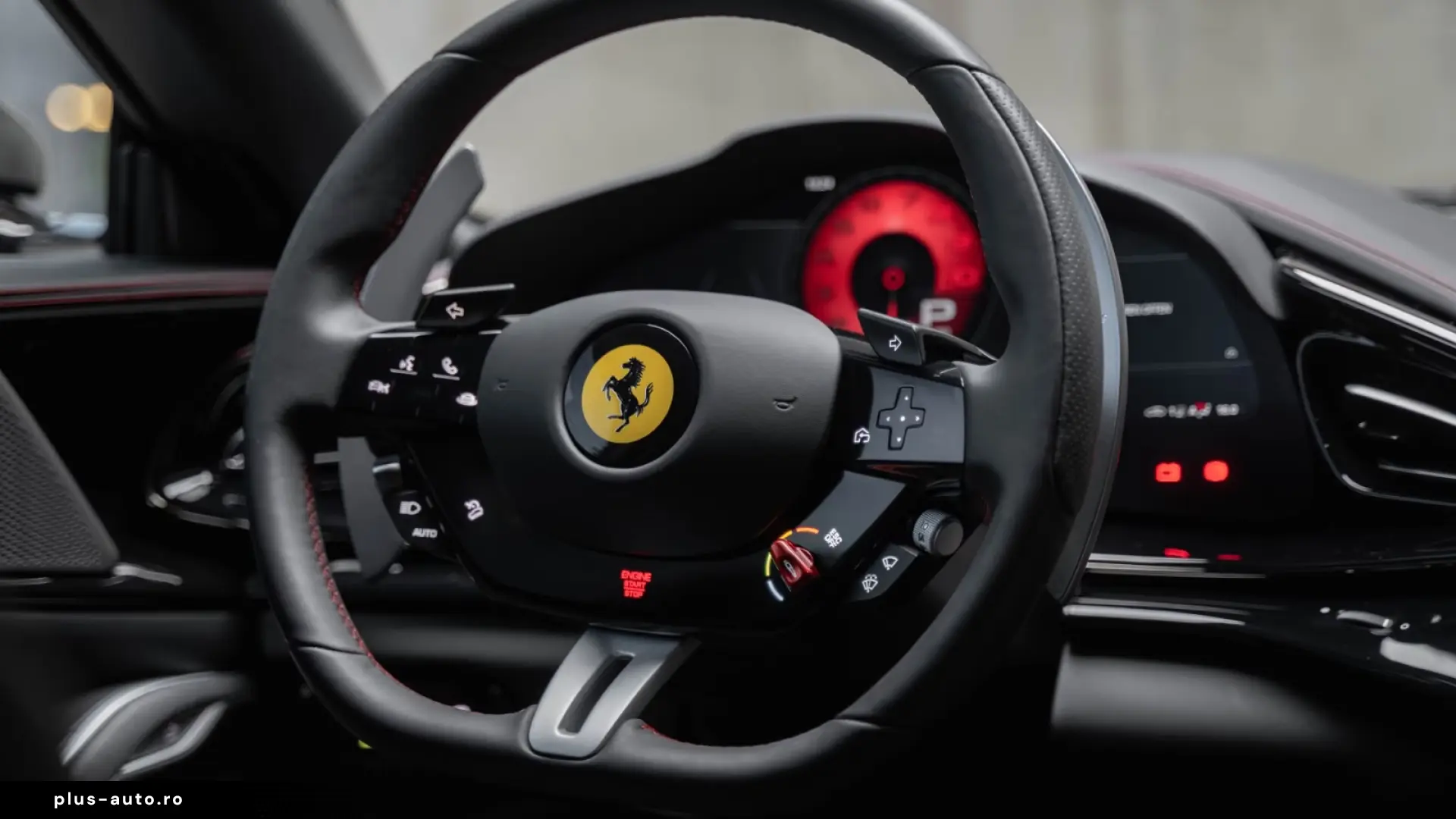 FERRARI PUROSANGUE V12 725 CP 4x4 PANO HUD LIFT FAȚĂ