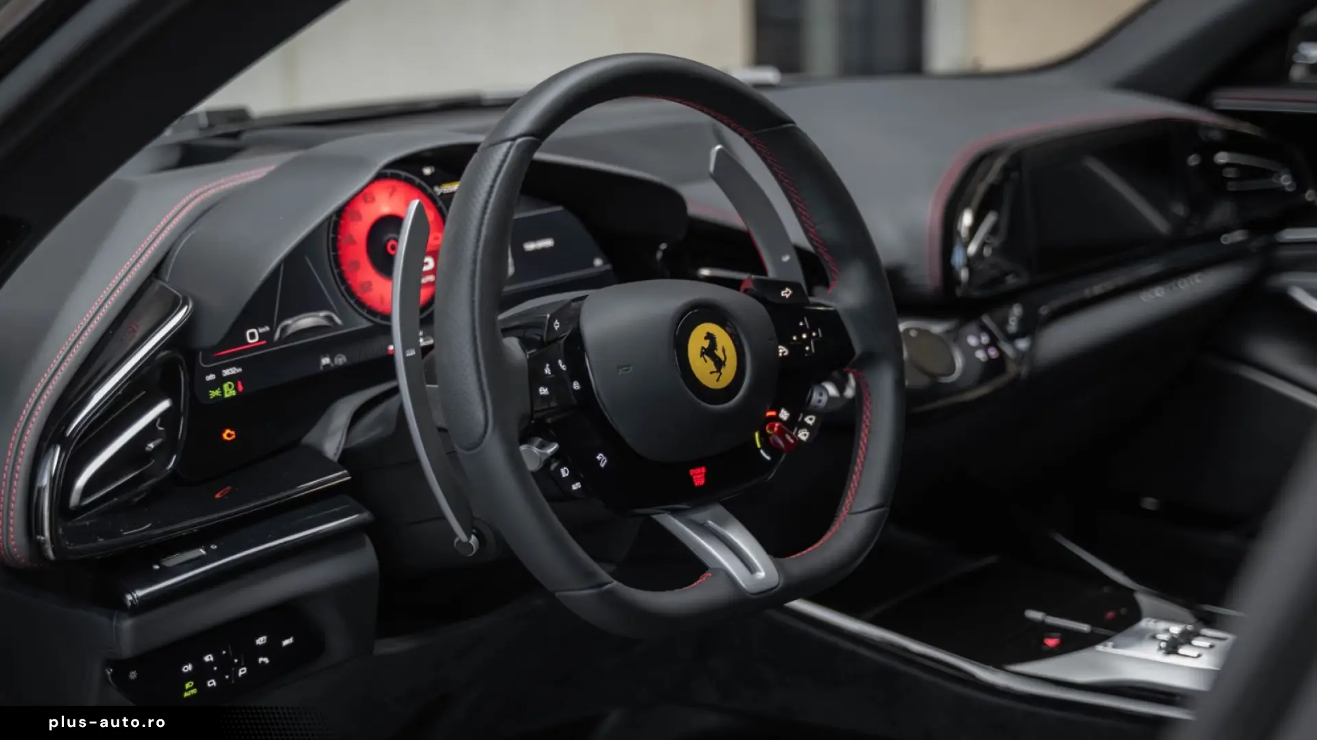 FERRARI PUROSANGUE V12 725 CP 4x4 PANO HUD LIFT FAȚĂ