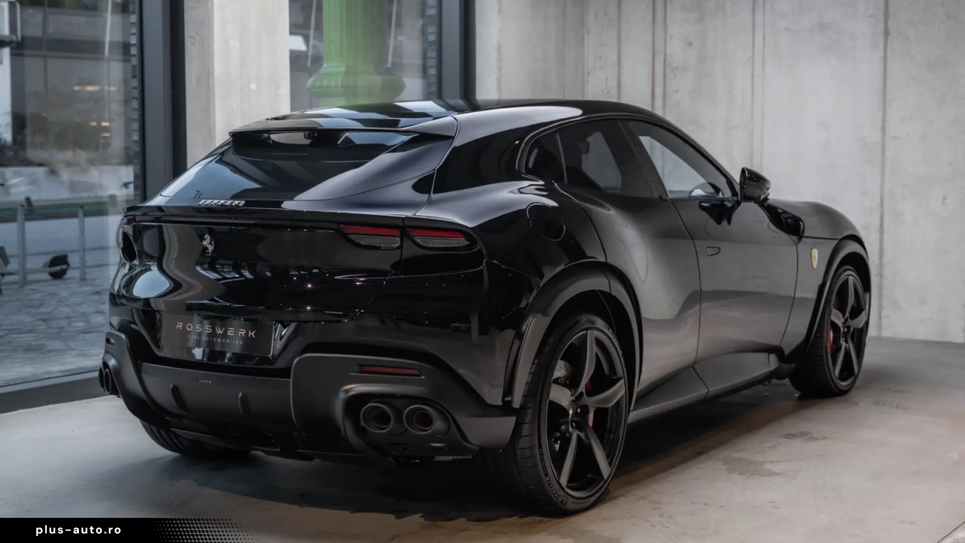 FERRARI PUROSANGUE V12 725 CP 4x4 PANO HUD LIFT FAȚĂ