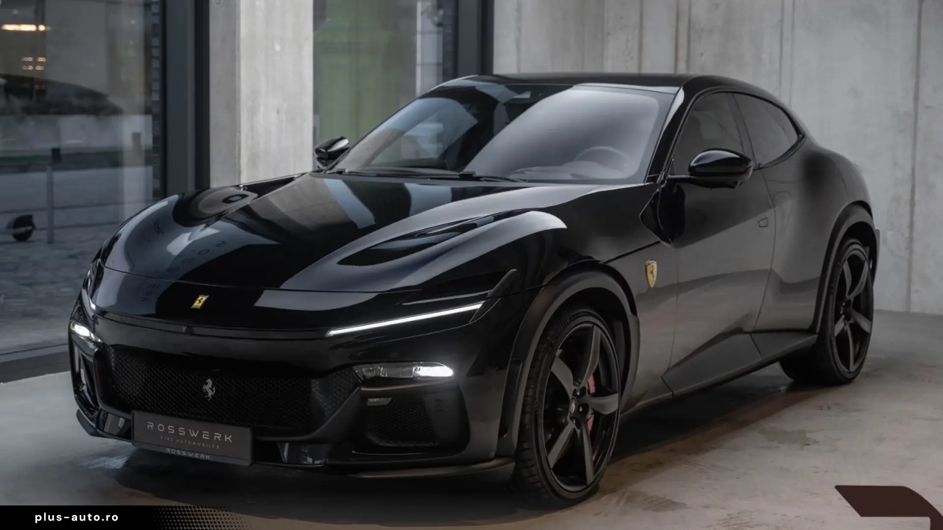 FERRARI PUROSANGUE V12 725 CP 4x4 PANO HUD LIFT FAȚĂ