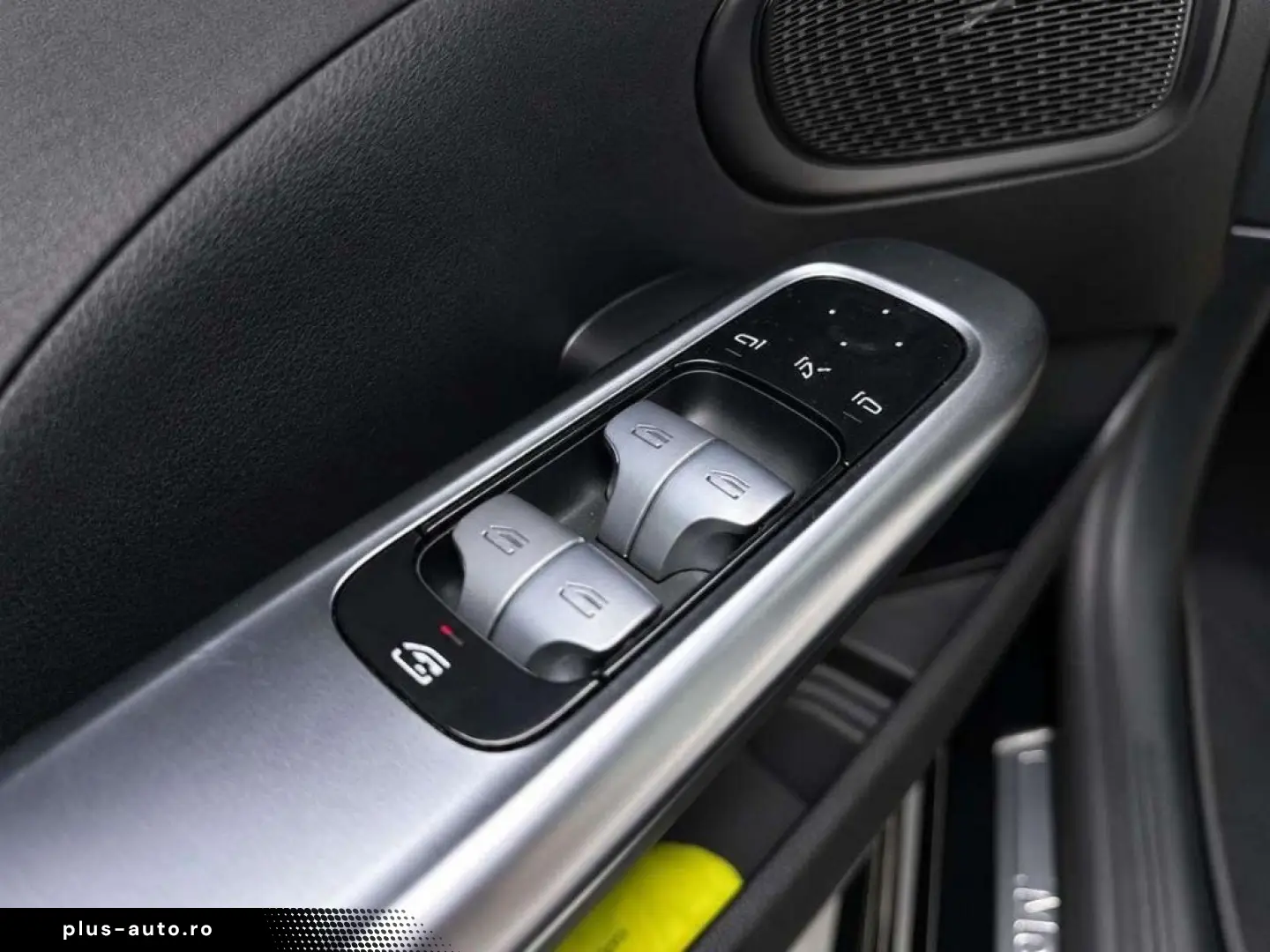 MERCEDES-BENZ C 300 4Matic Business  360