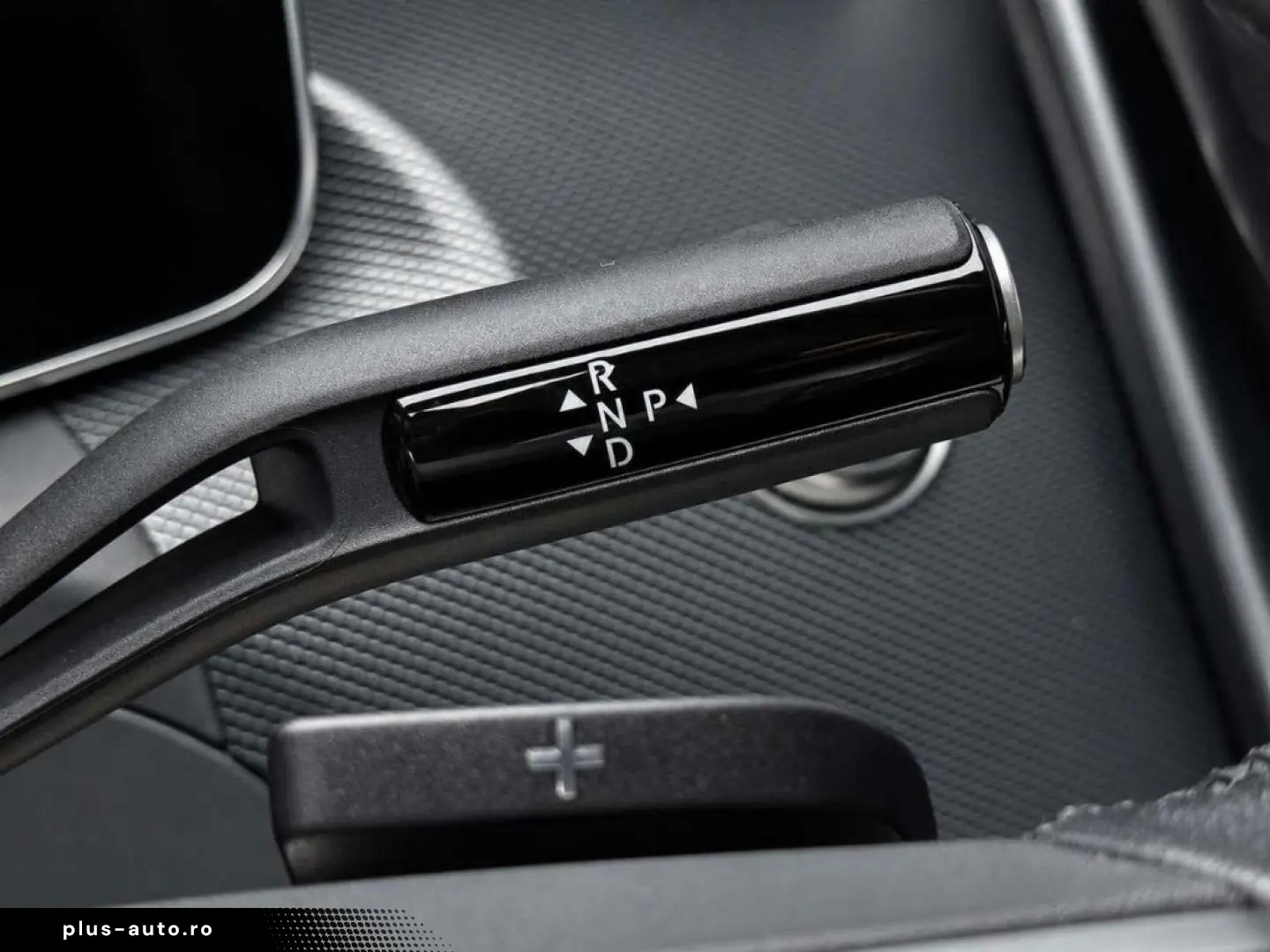 MERCEDES-BENZ C 300 4Matic Business  360