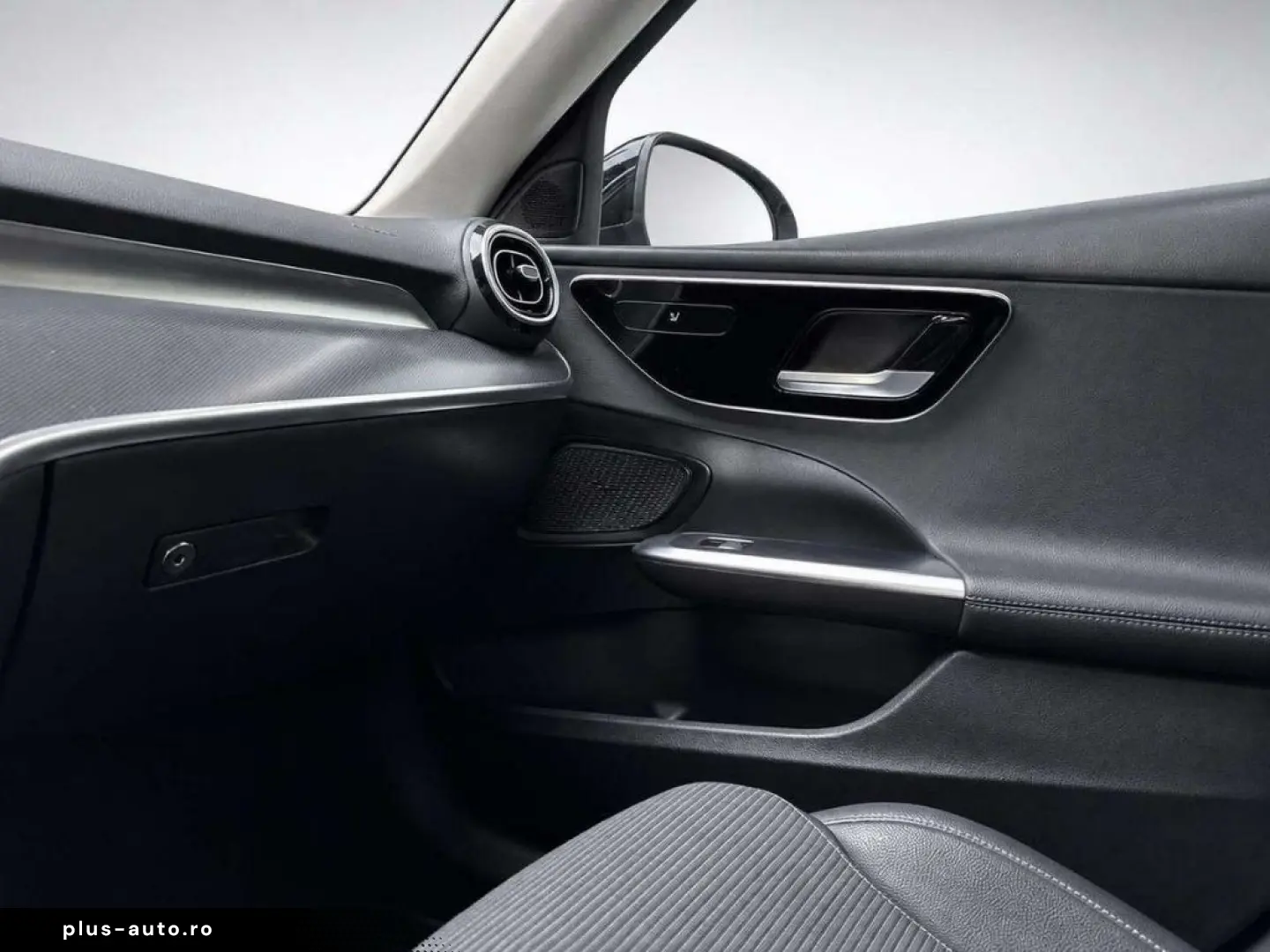 MERCEDES-BENZ C 300 4Matic Business  360