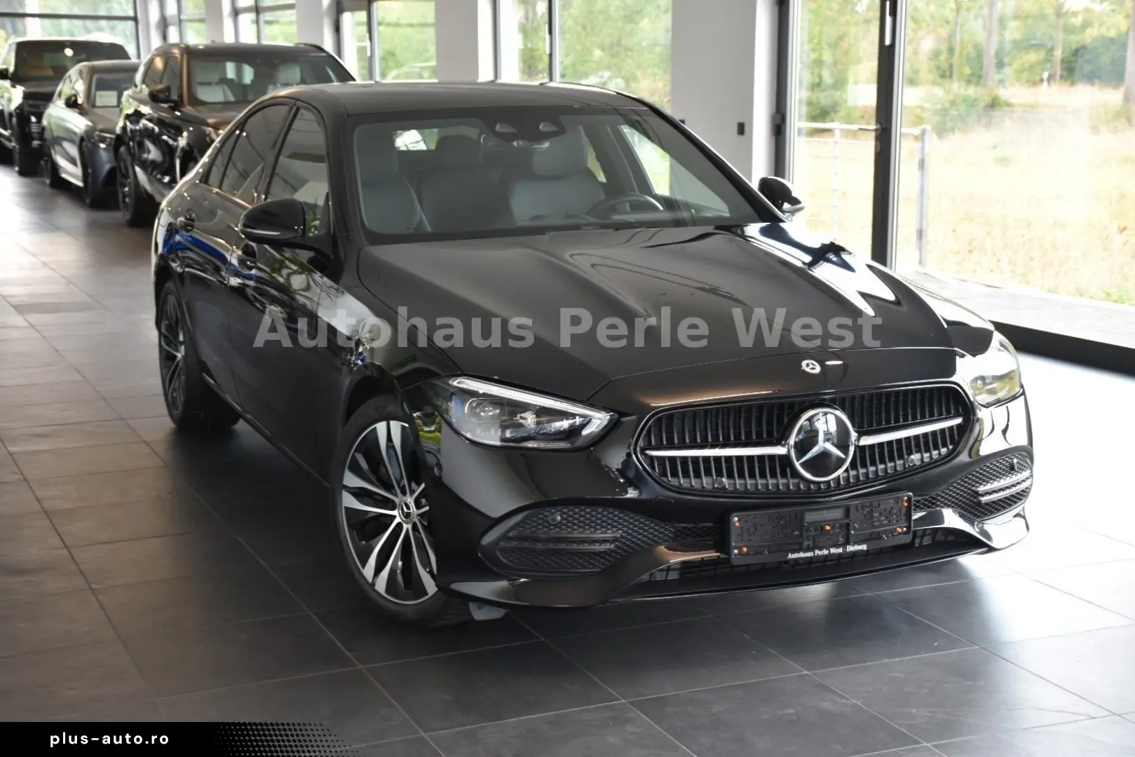 MERCEDES-BENZ C 300 d 4Matic 9G AVANTGARDE.LIGHT DISTRONIC