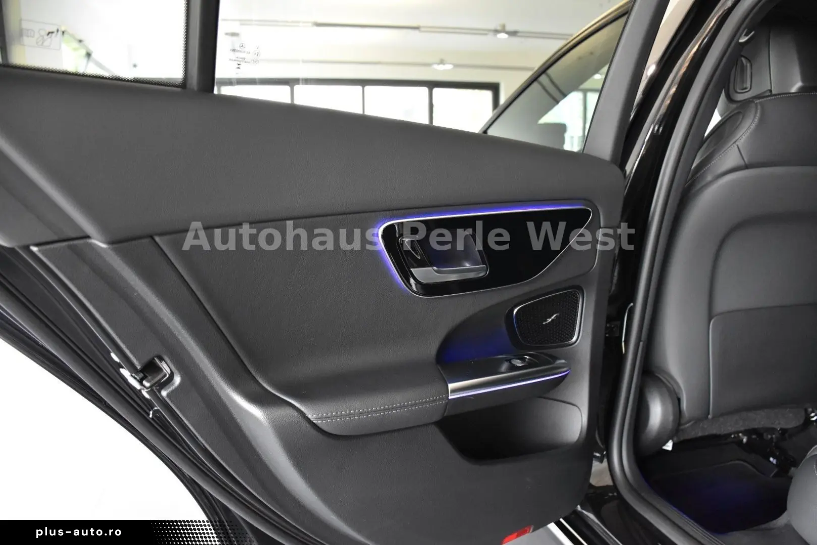 MERCEDES-BENZ C 300 d 4Matic 9G AVANTGARDE.LIGHT DISTRONIC