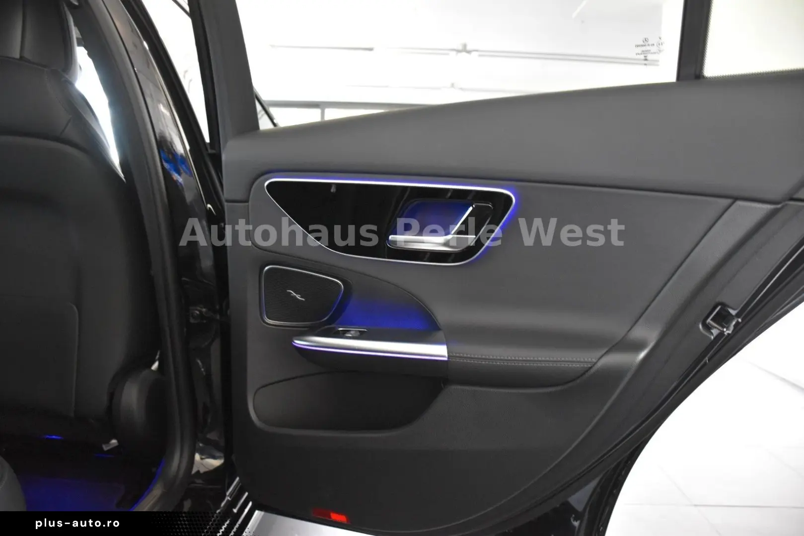MERCEDES-BENZ C 300 d 4Matic 9G AVANTGARDE.LIGHT DISTRONIC