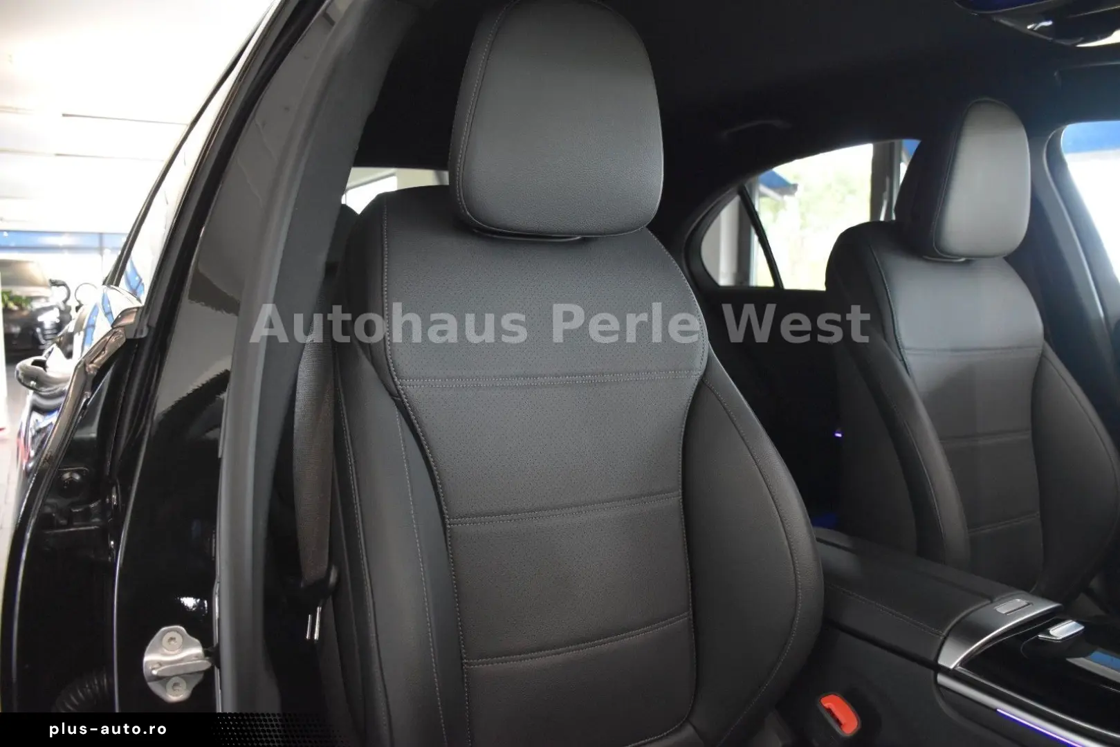 MERCEDES-BENZ C 300 d 4Matic 9G AVANTGARDE.LIGHT DISTRONIC