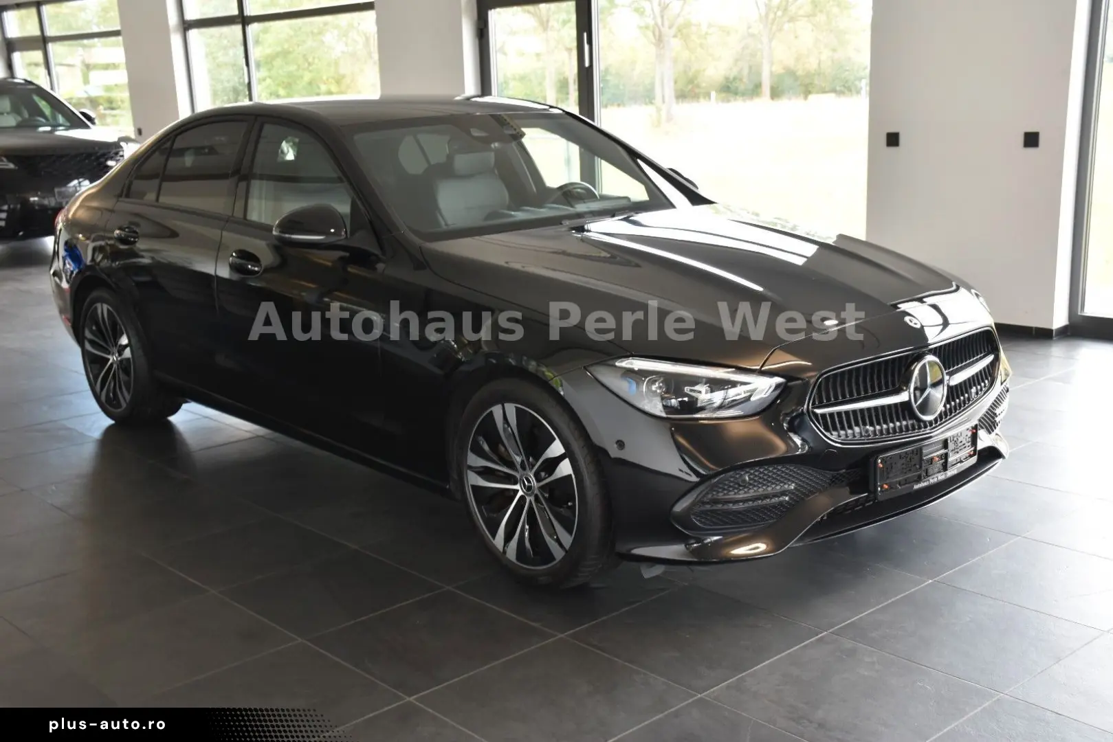 MERCEDES-BENZ C 300 d 4Matic 9G AVANTGARDE.LIGHT DISTRONIC