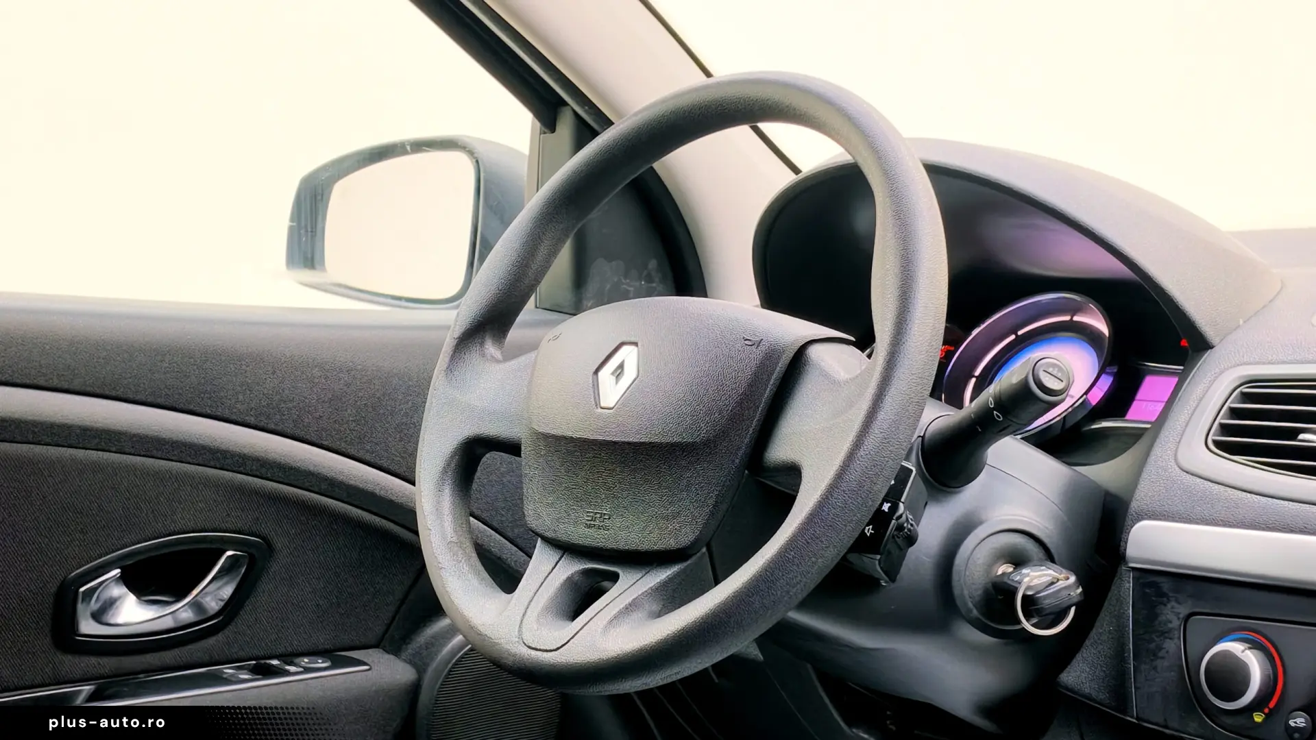 RENAULT   MEGANE   1.6 BENZINA   110CP   An 2014   Euro 5