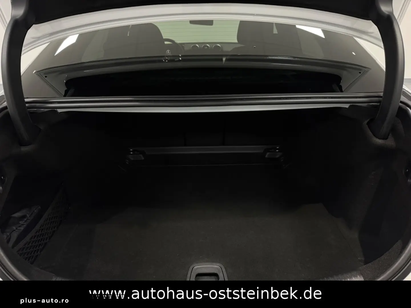 MERCEDES-BENZ C 300 d 4MATIC AMG-LINE PANO MEMORY BURM